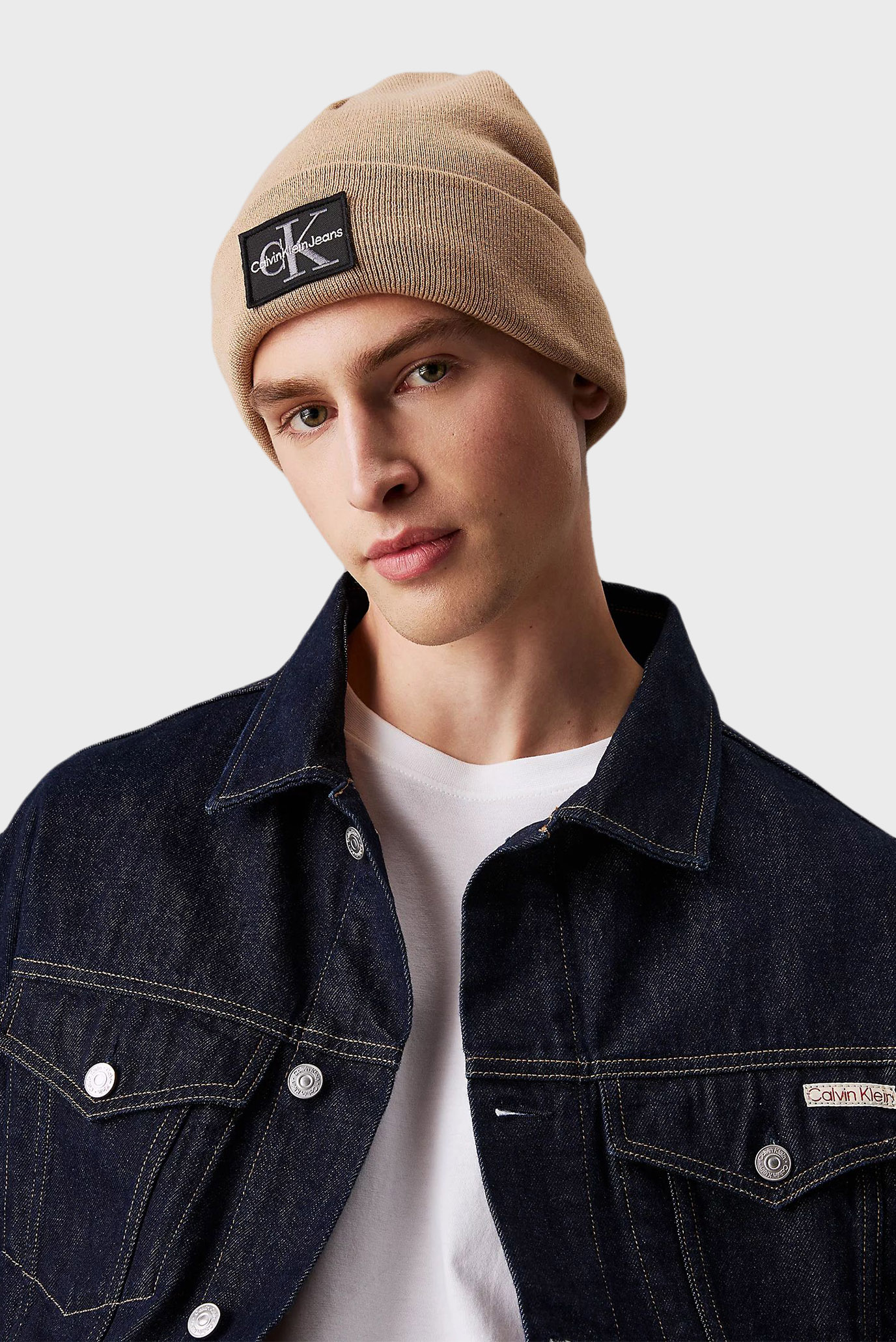 Мужская бежевая шапка MONO LOGO PATCH BEANIE WARM 2