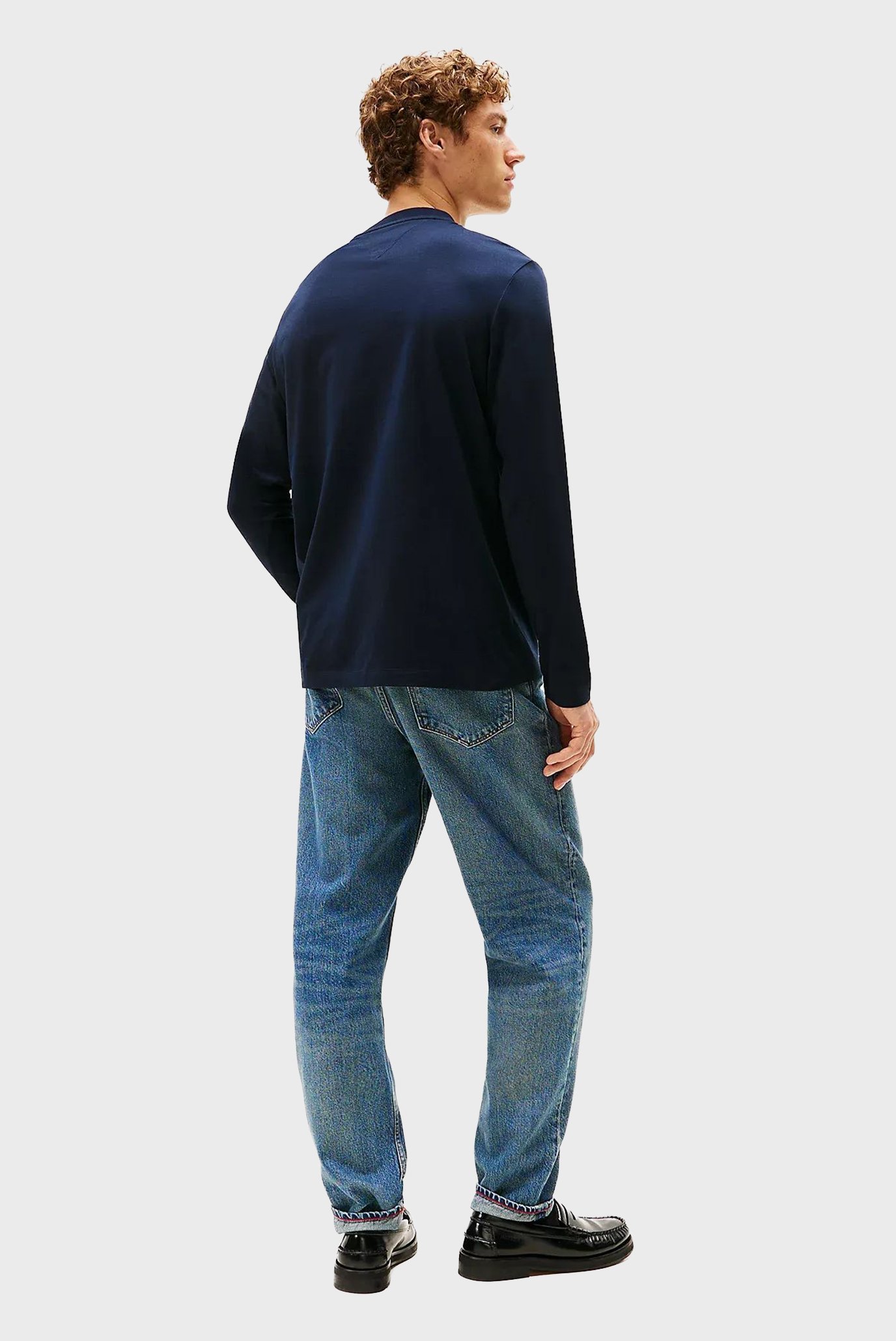 Лонгслив LINEAR FLAG GRAPHIC LS TEE 3