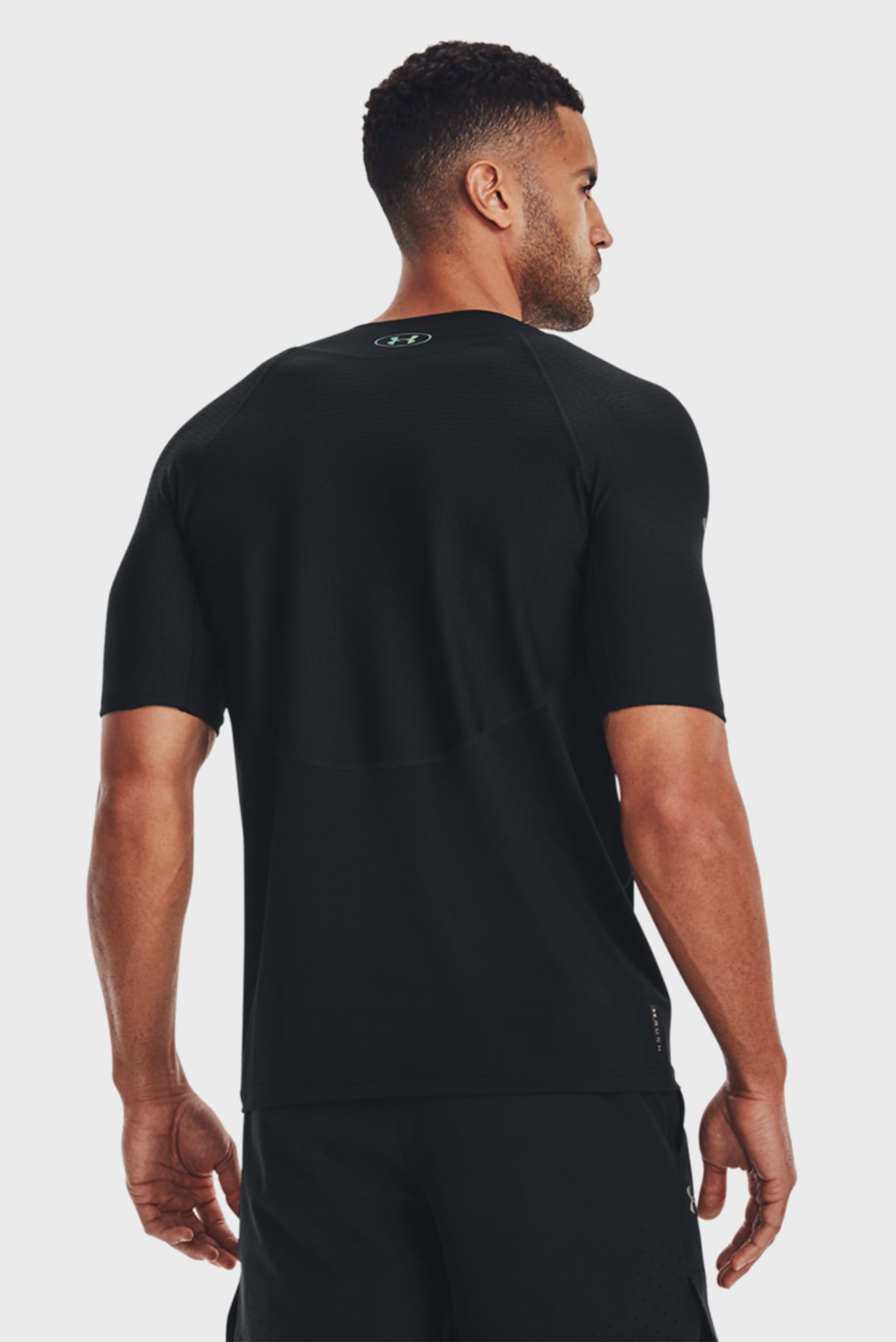 Мужская черная футболка UA SmartForm Rush SS 10