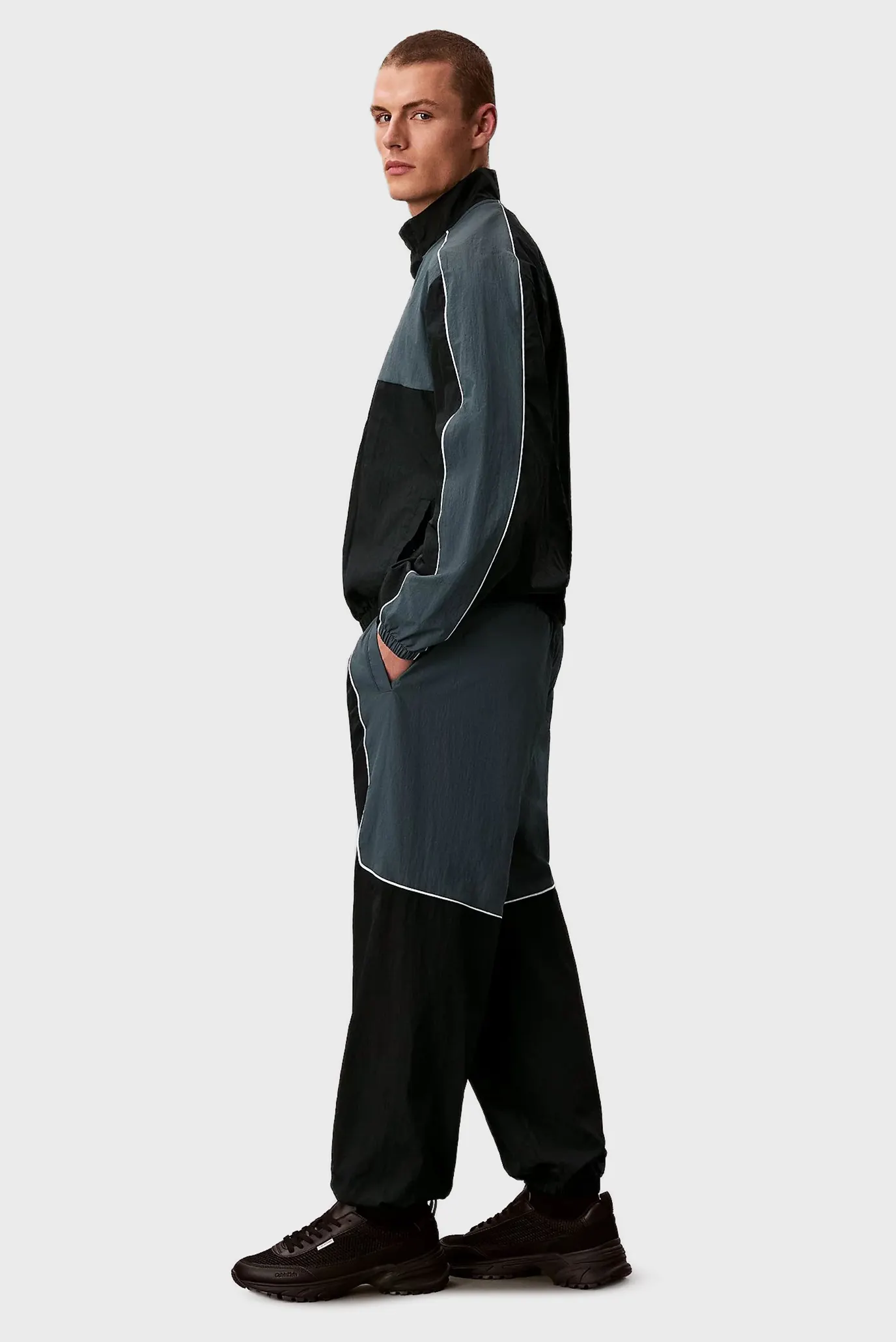 Штаны спортивные COLORBLOCK WOVEN PANT 3