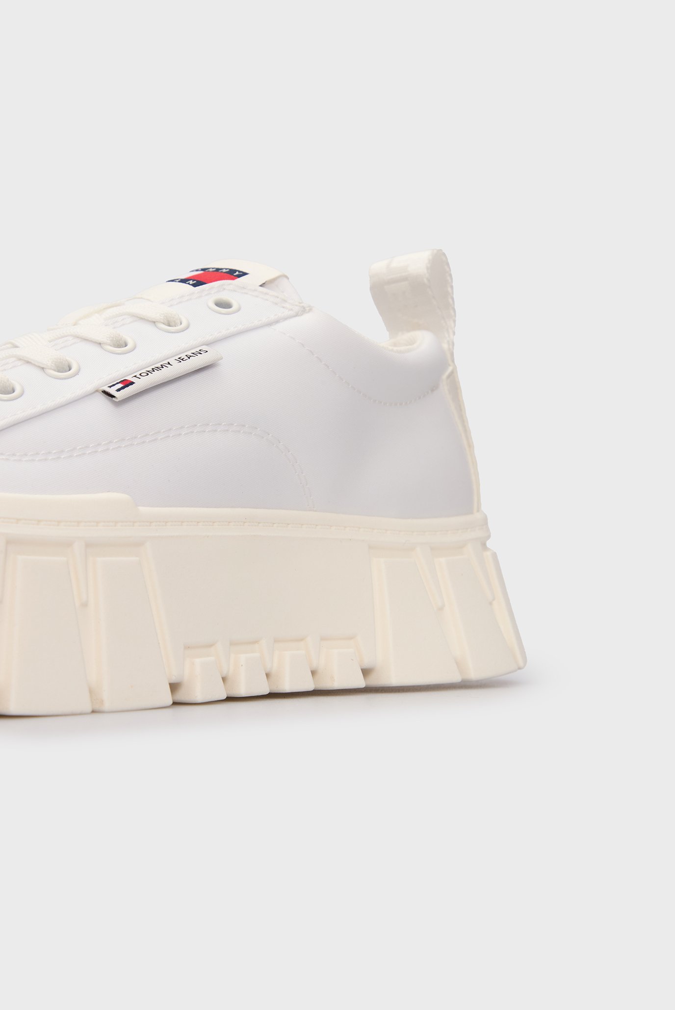 Женские белые сникерсы TJW FLATFORM SNEAKERTommy Jeans Женские белые сникерсы TJW FLATFORM SNEAKER 2