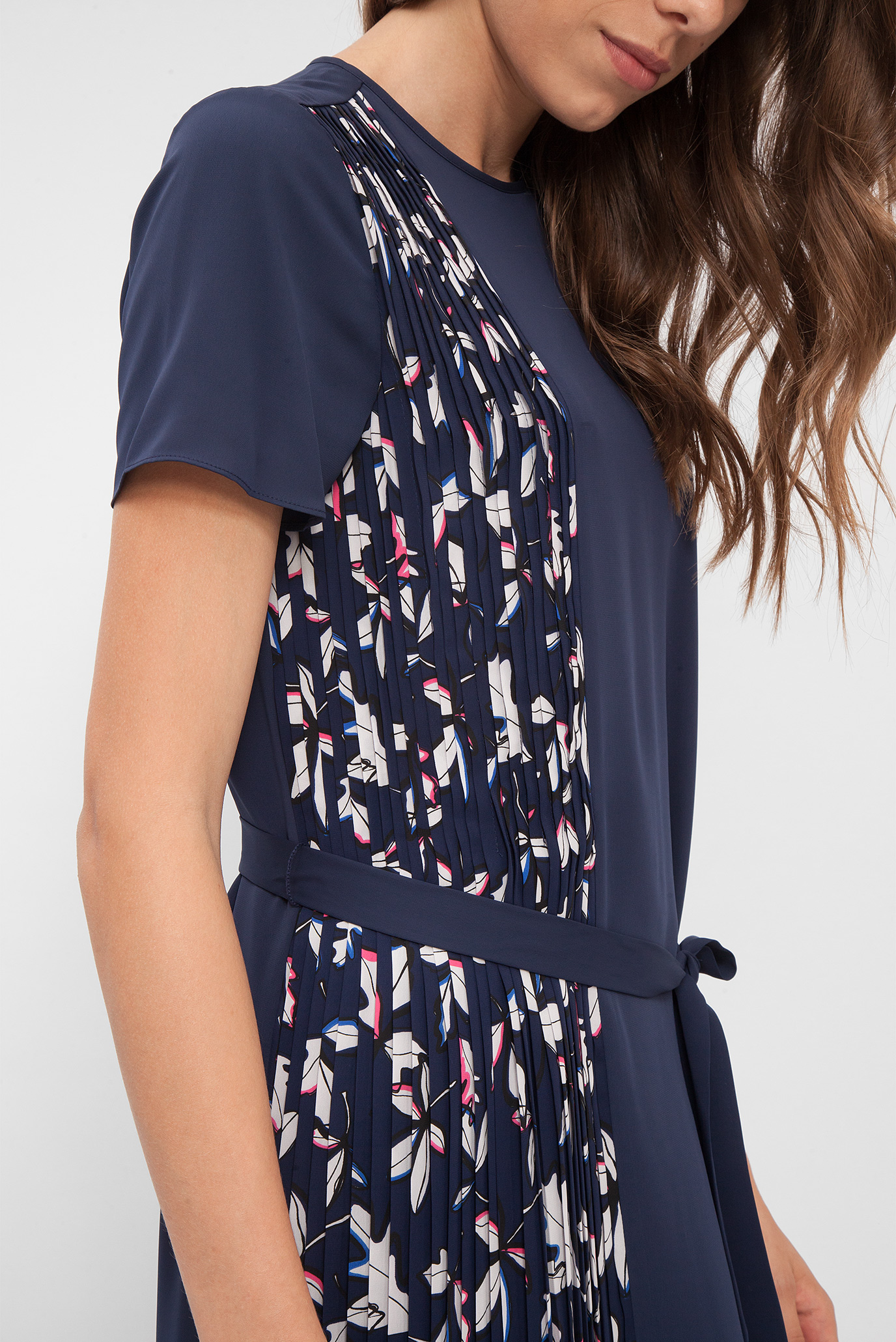 Женское темно-синее платье с принтом 9