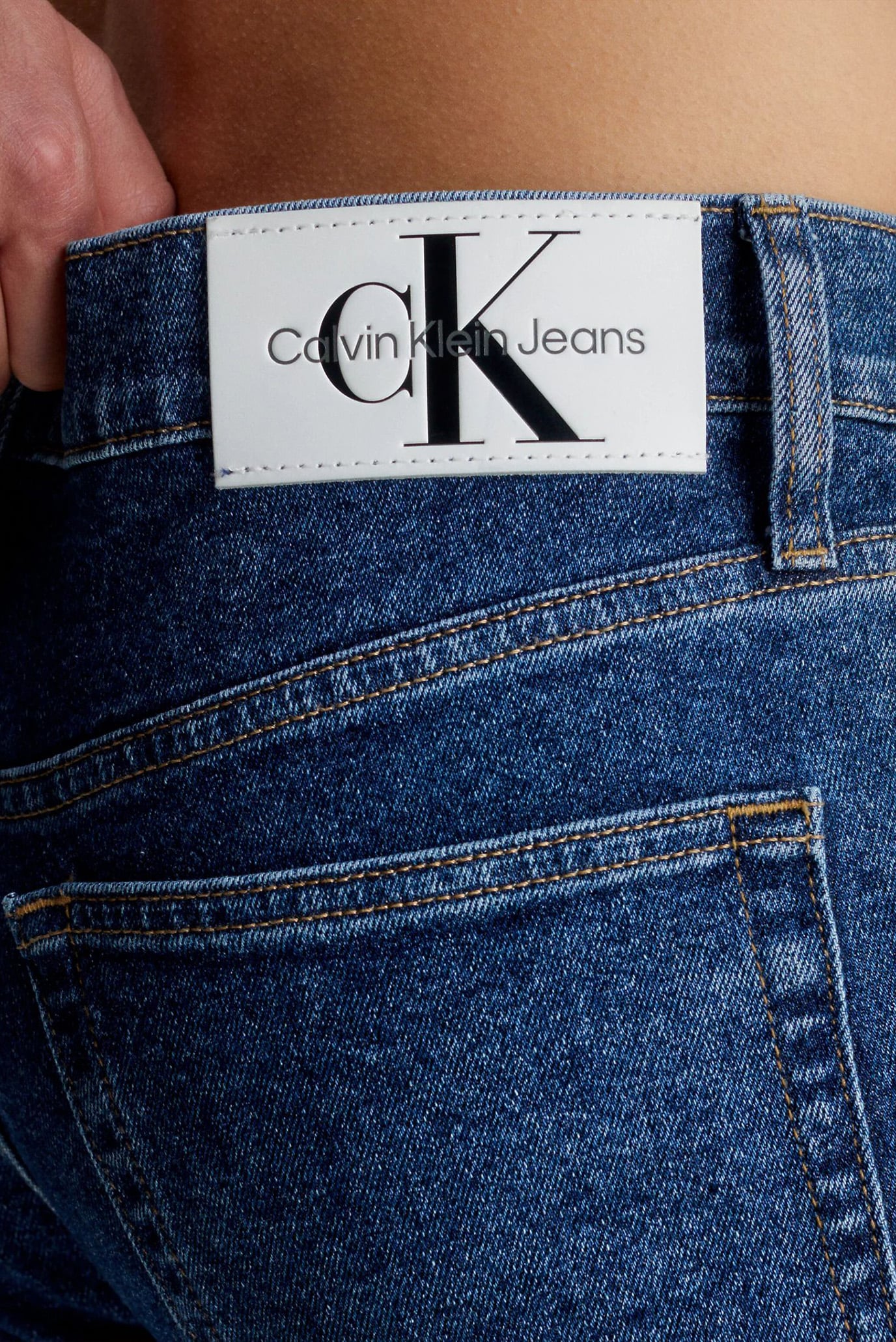 Джинсы SLIM TAPER 4