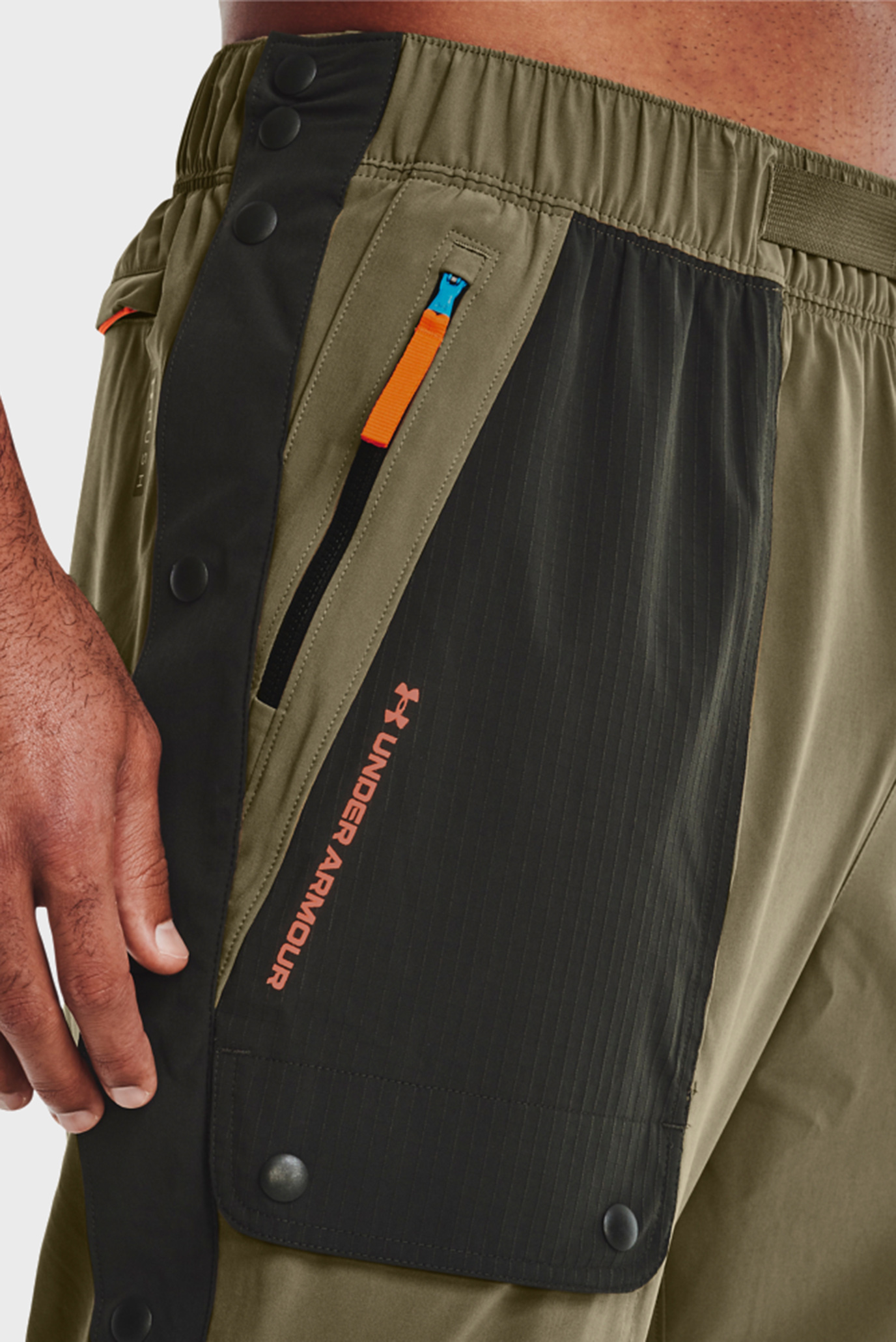 Мужские зеленые спортивные брюки UA RUSH ™ WOVEN TEAR AWAY PANT Under Armour Мужские зеленые спортивные брюки UA RUSH ™ WOVEN TEAR AWAY PANT 5