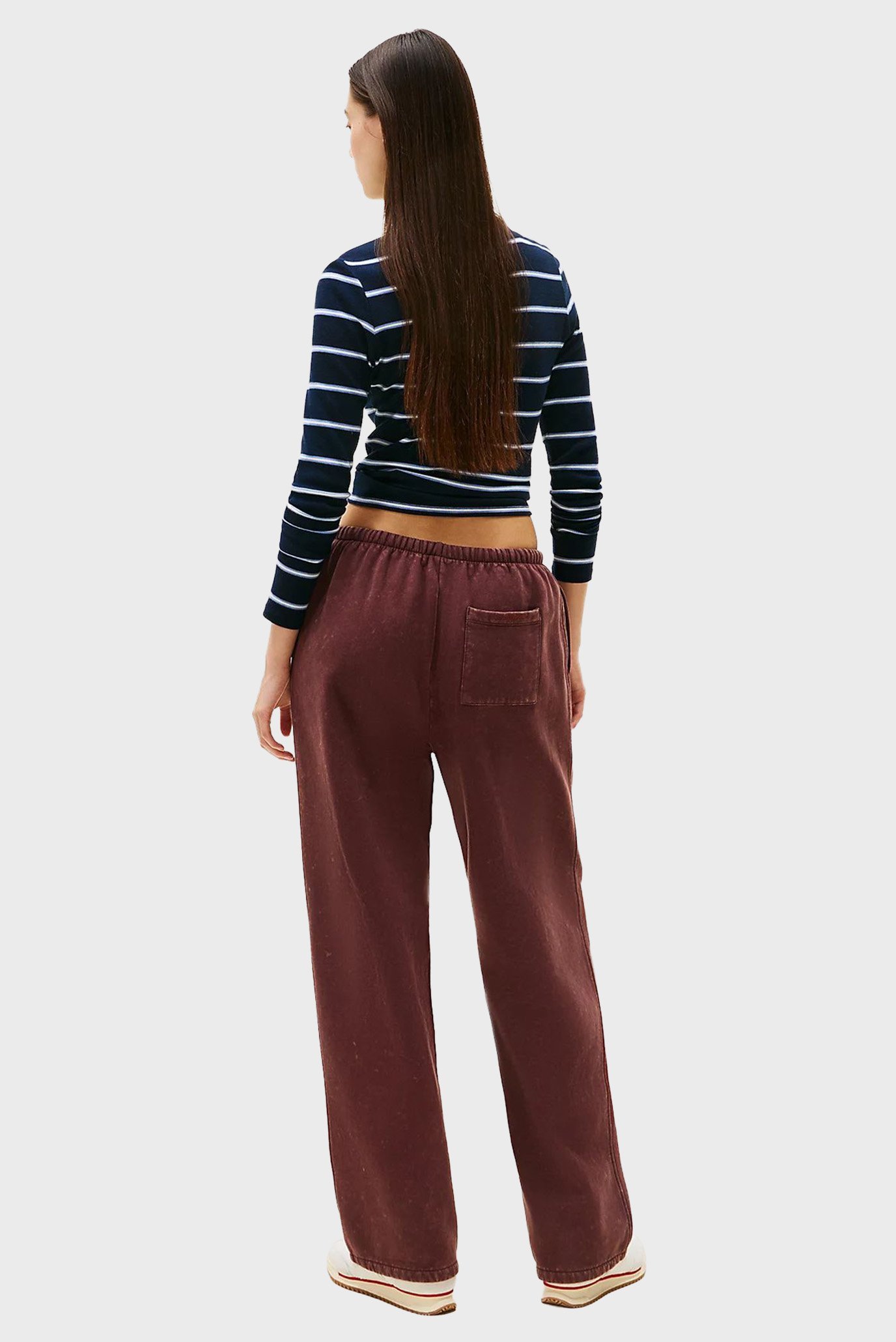 Штаны спортивные TJW SCRIPT WASHED WIDE SWEATPANT 3