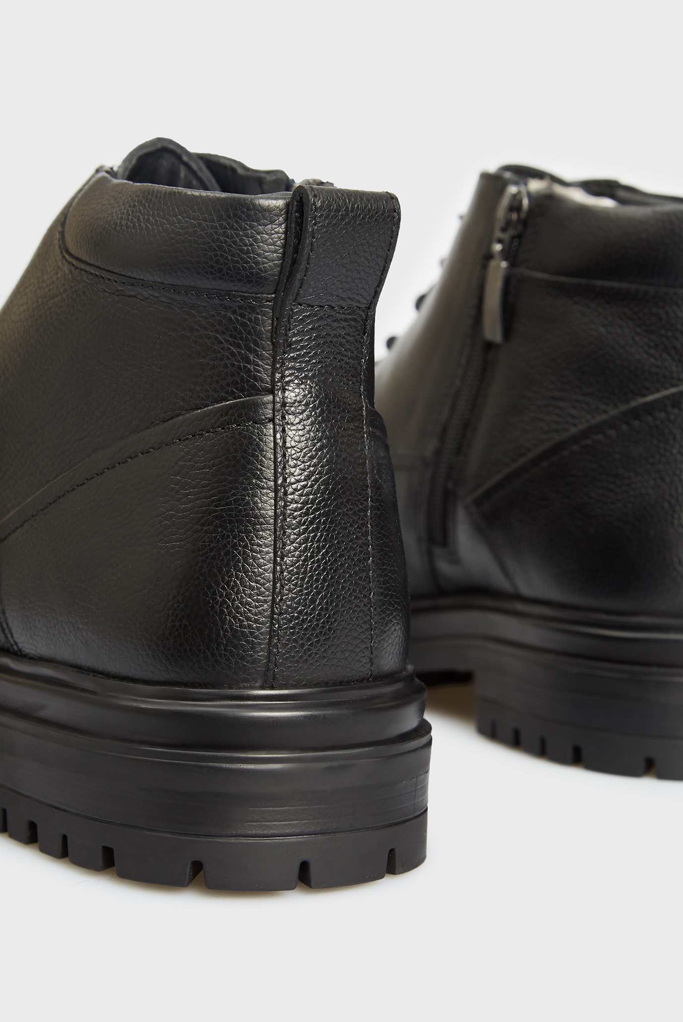 Мужские черные кожаные ботинки Aksel 5