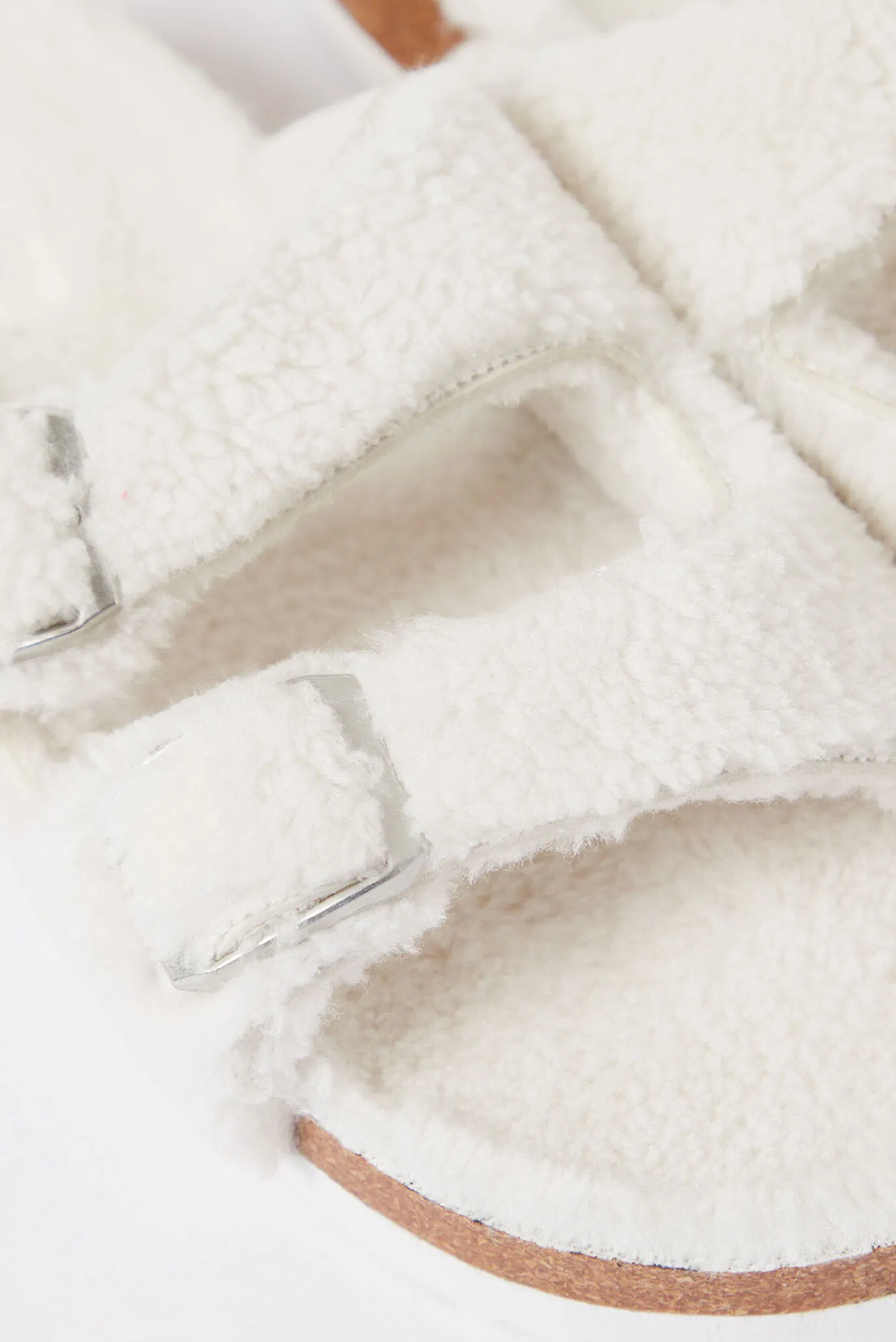 Тапки домашние BERTY - TONGS 4