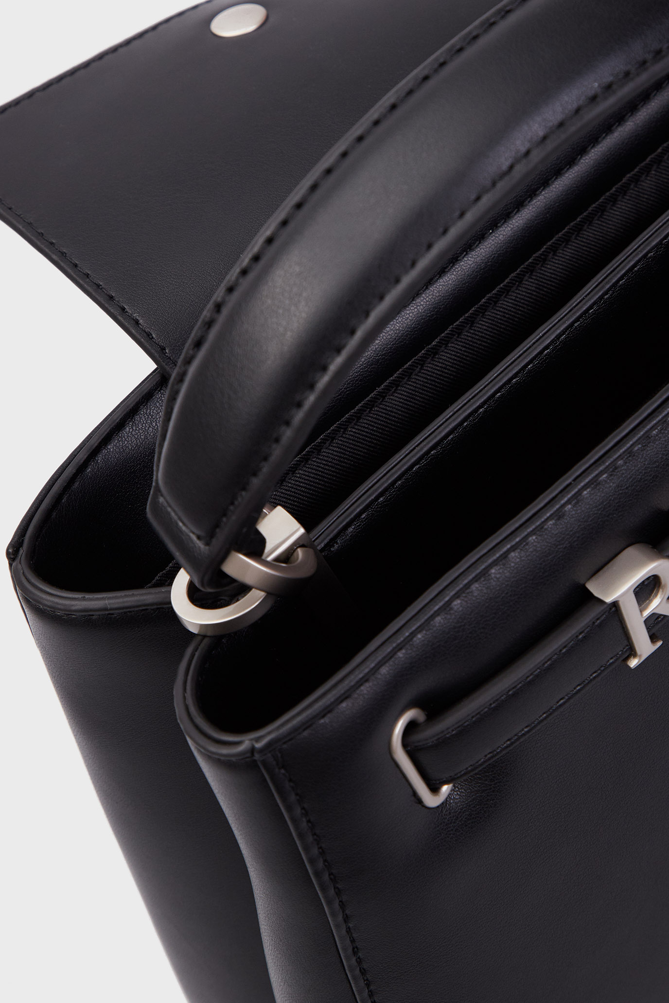 Женская черная сумка 5