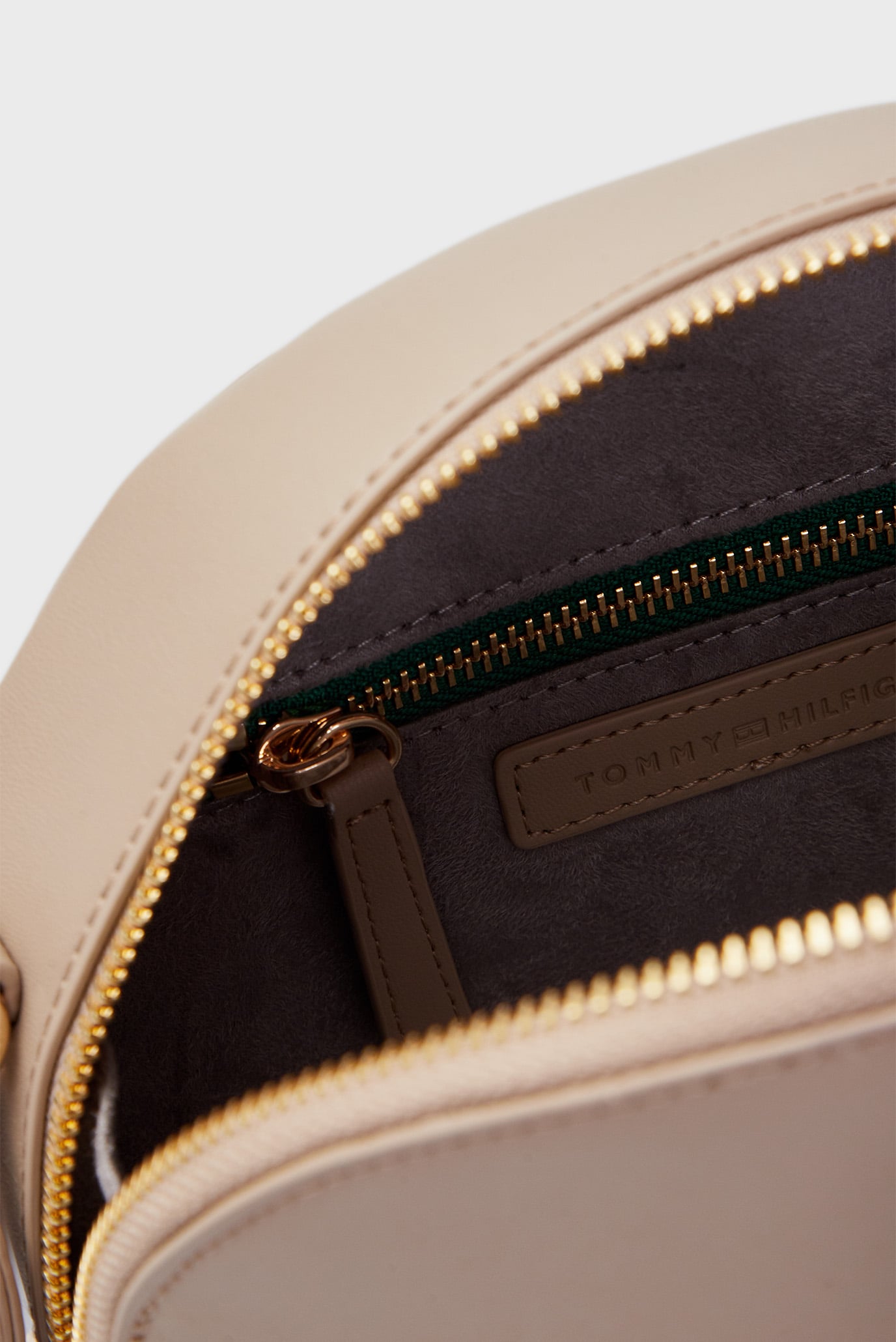 Женская бежевая сумка TH MONOTYPE HALF MOON CROSSOVER 6