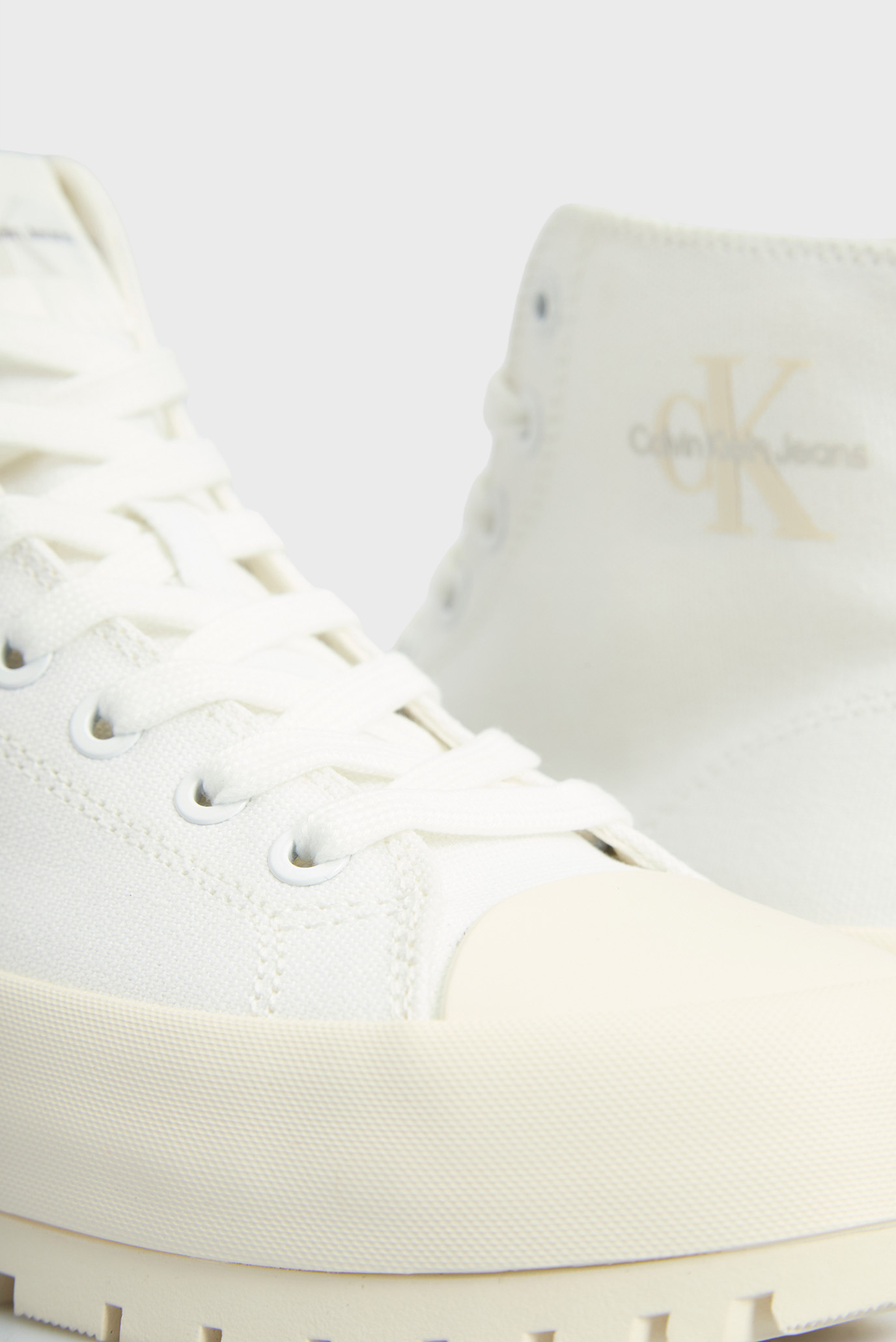 Женские белые кеды LUGGED HYBRID LACEUP MID 2