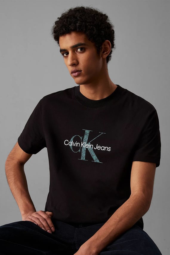 Футболка TEXTURED MONOLOGO TEE Calvin Klein Jeans Футболка TEXTURED MONOLOGO TEE Calvin Klein Jeans