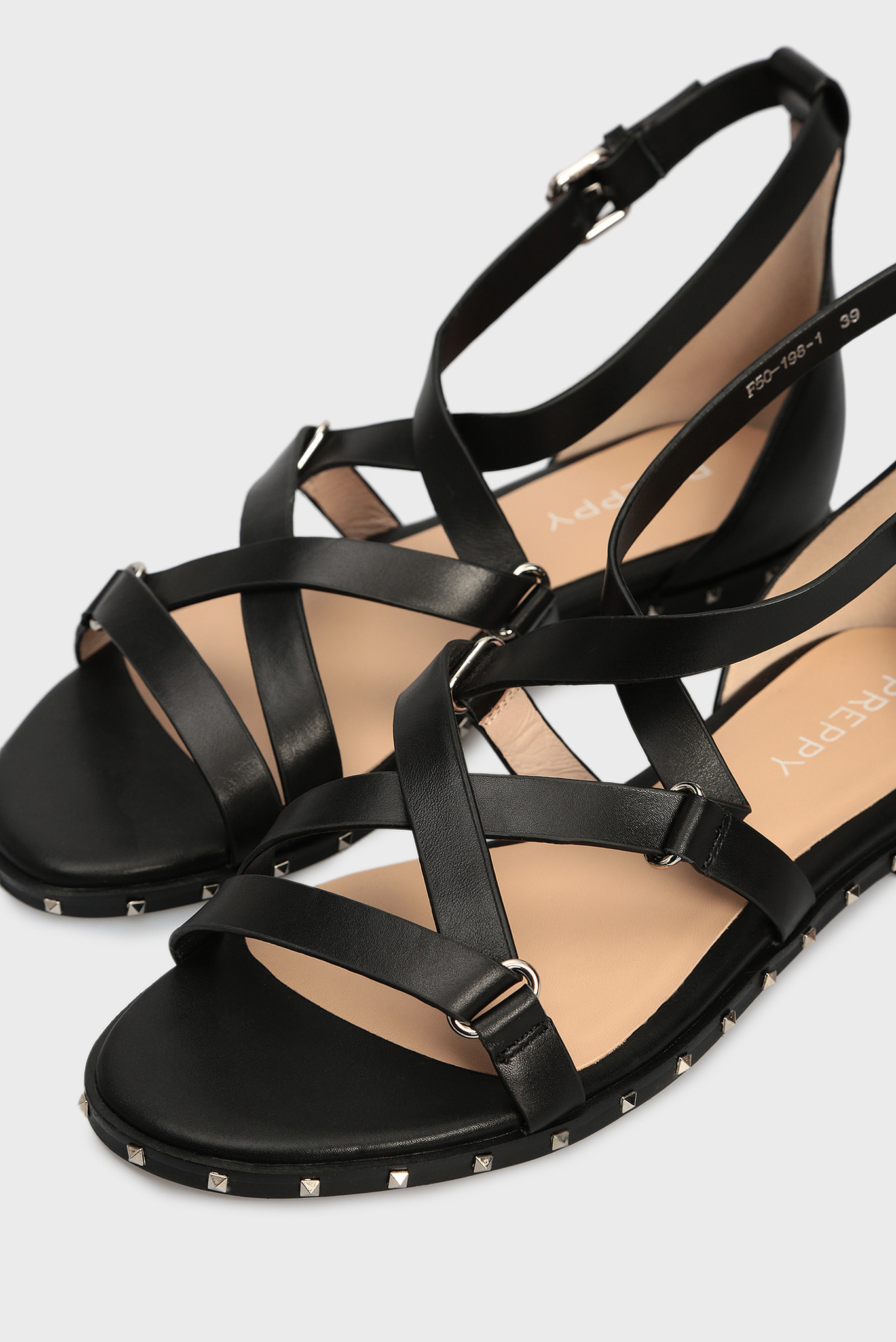 Женские черные кожаные сандалии 2