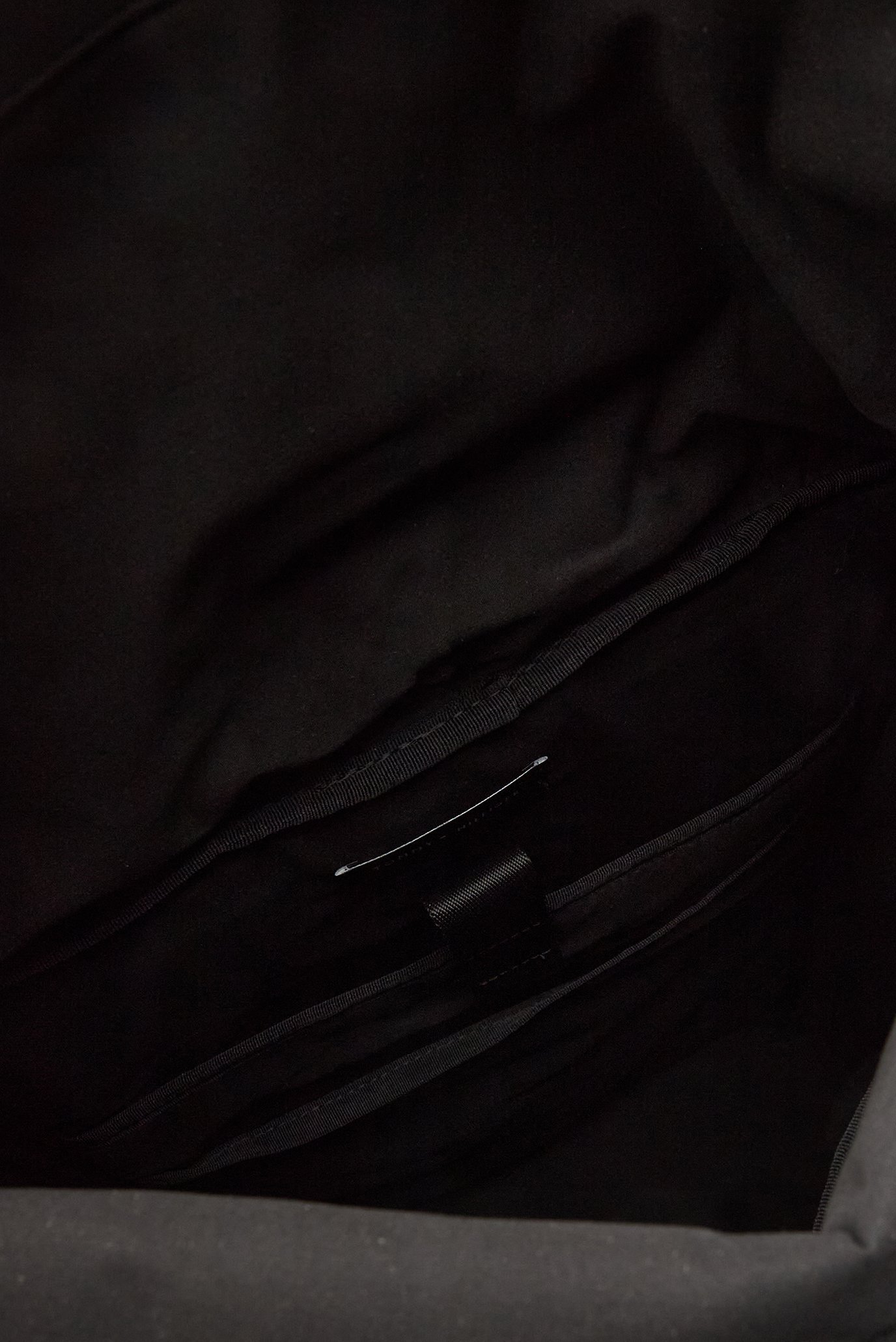 Рюкзак TH SEASONAL PU ROLLTOP BACKPACK 5