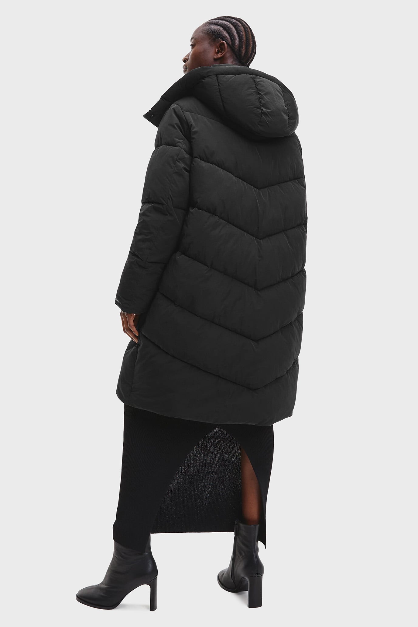 Женская черная куртка 6