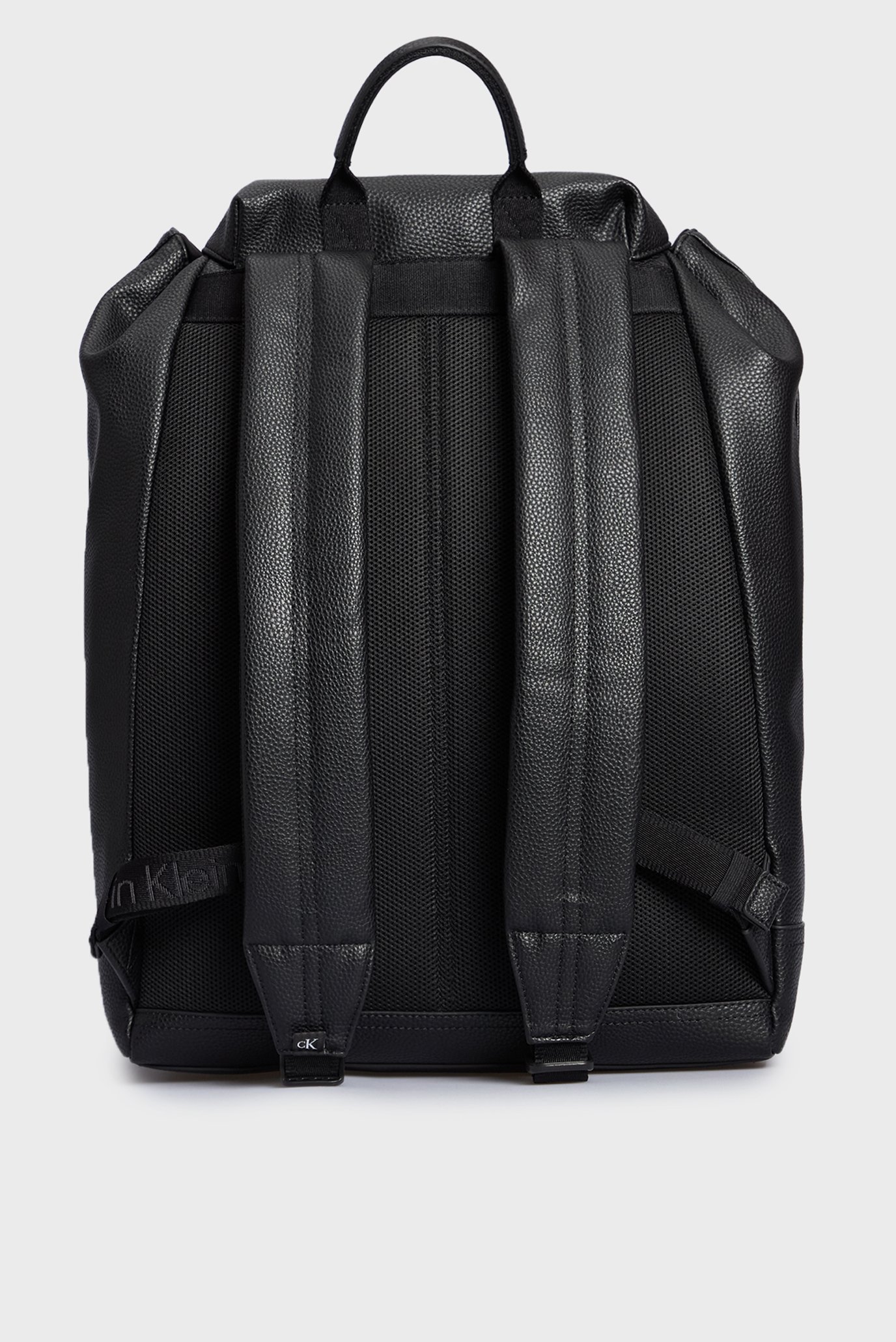 Мужской черный рюкзак ULTRALIGHT FLAP BACKPACK 4