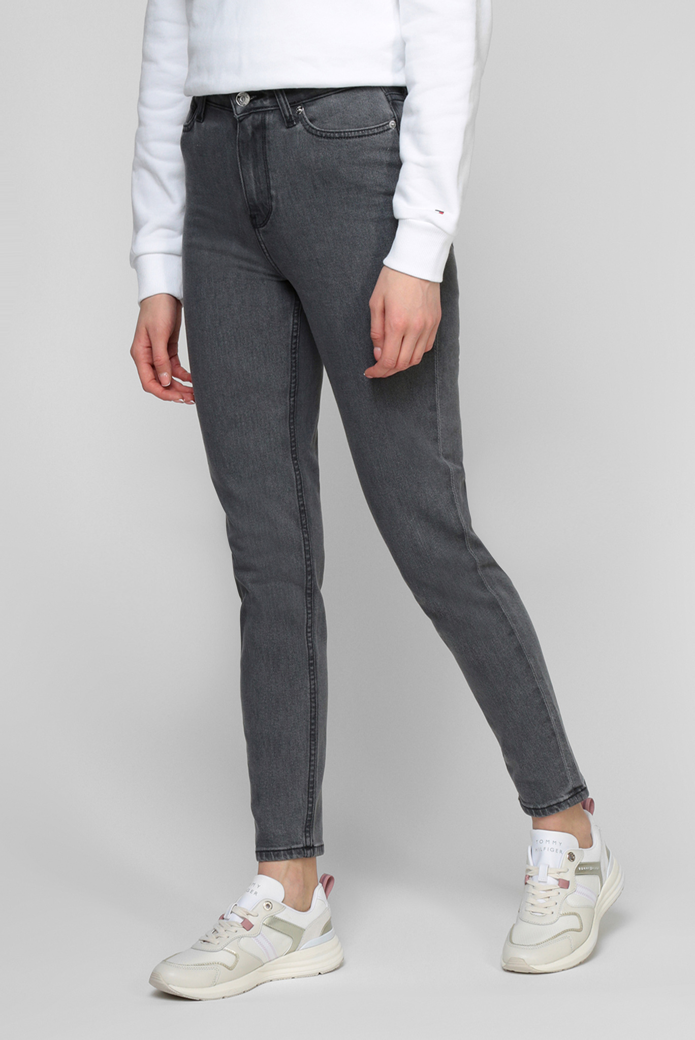 Женские серые джинсы GRAMERCY TAPERED 3