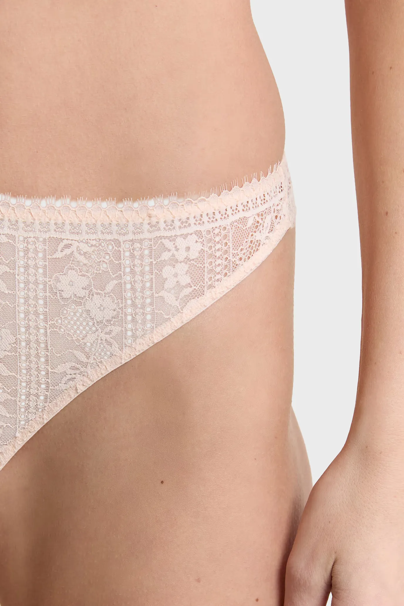 Трусы/AURA - TANGA 4