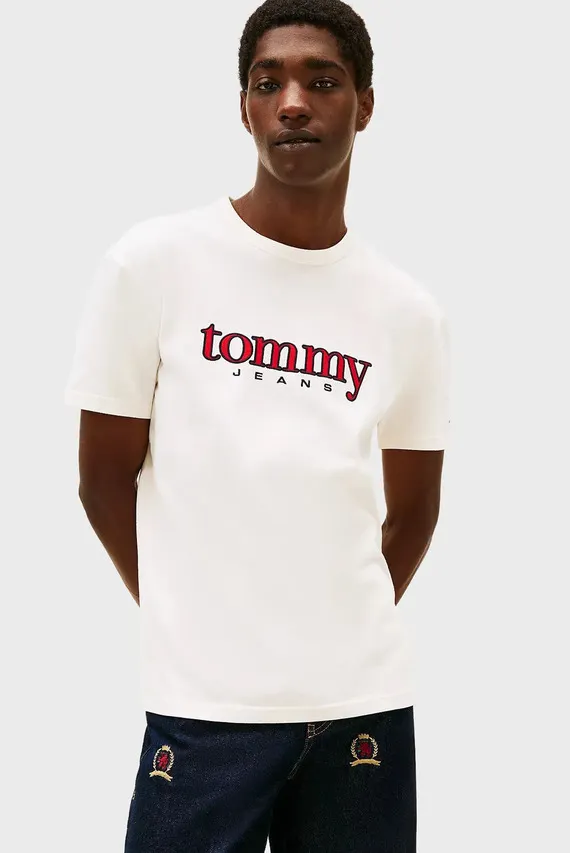 Футболка TJM REG APPLIQ GRAPHIC SS T EXT Tommy Jeans