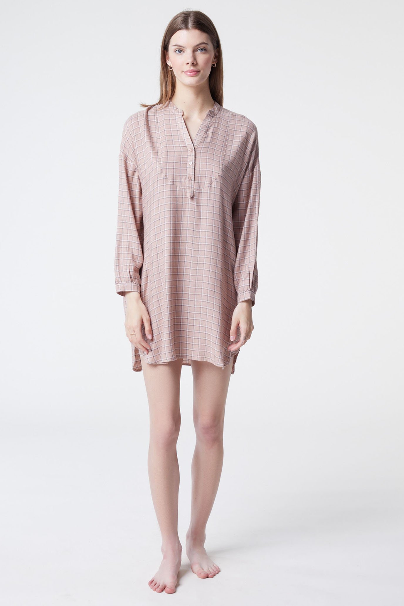 Женская пудровая ночная рубашка в клетку HANAH 5