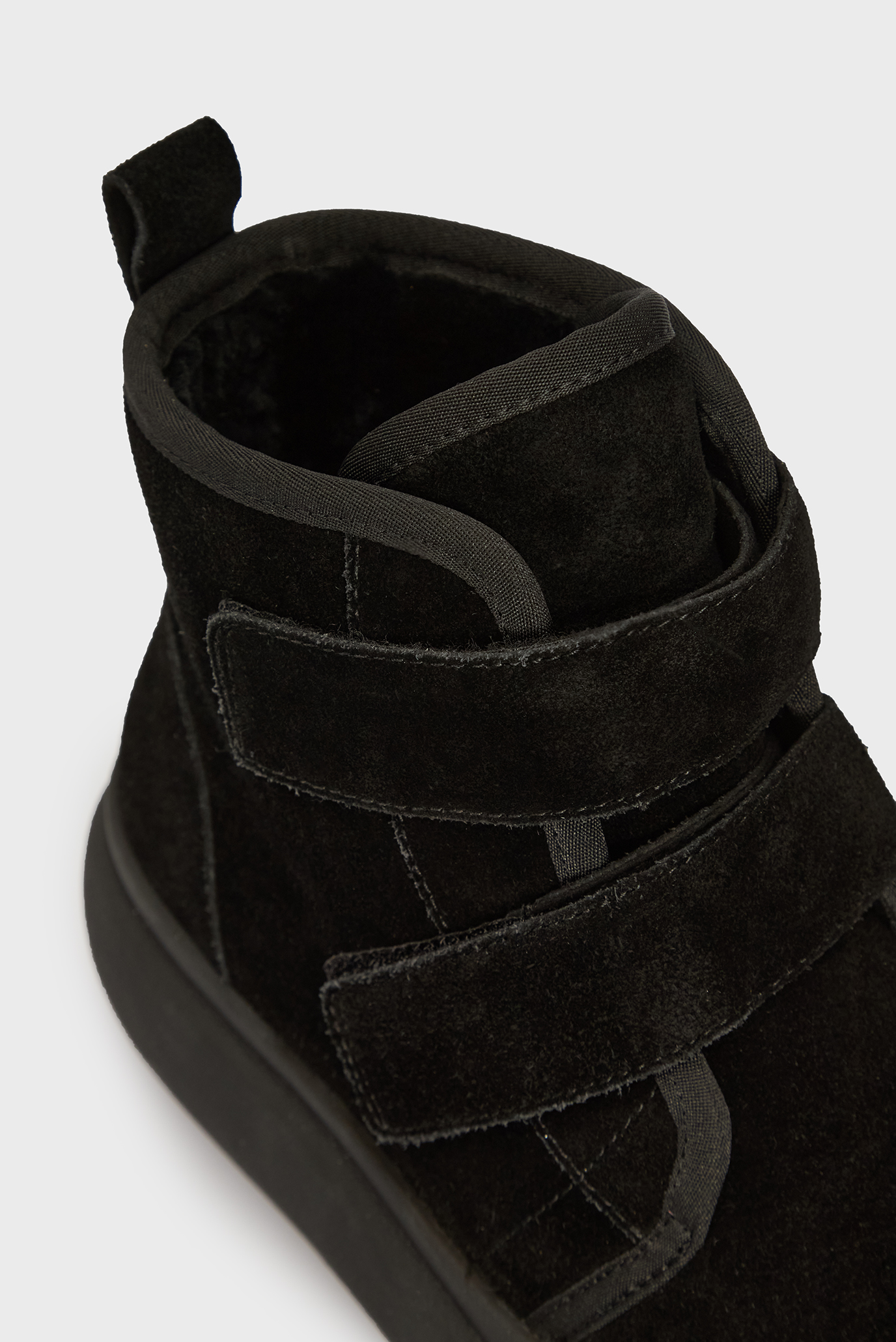Женские черные замшевые ботинки Loimaa 2