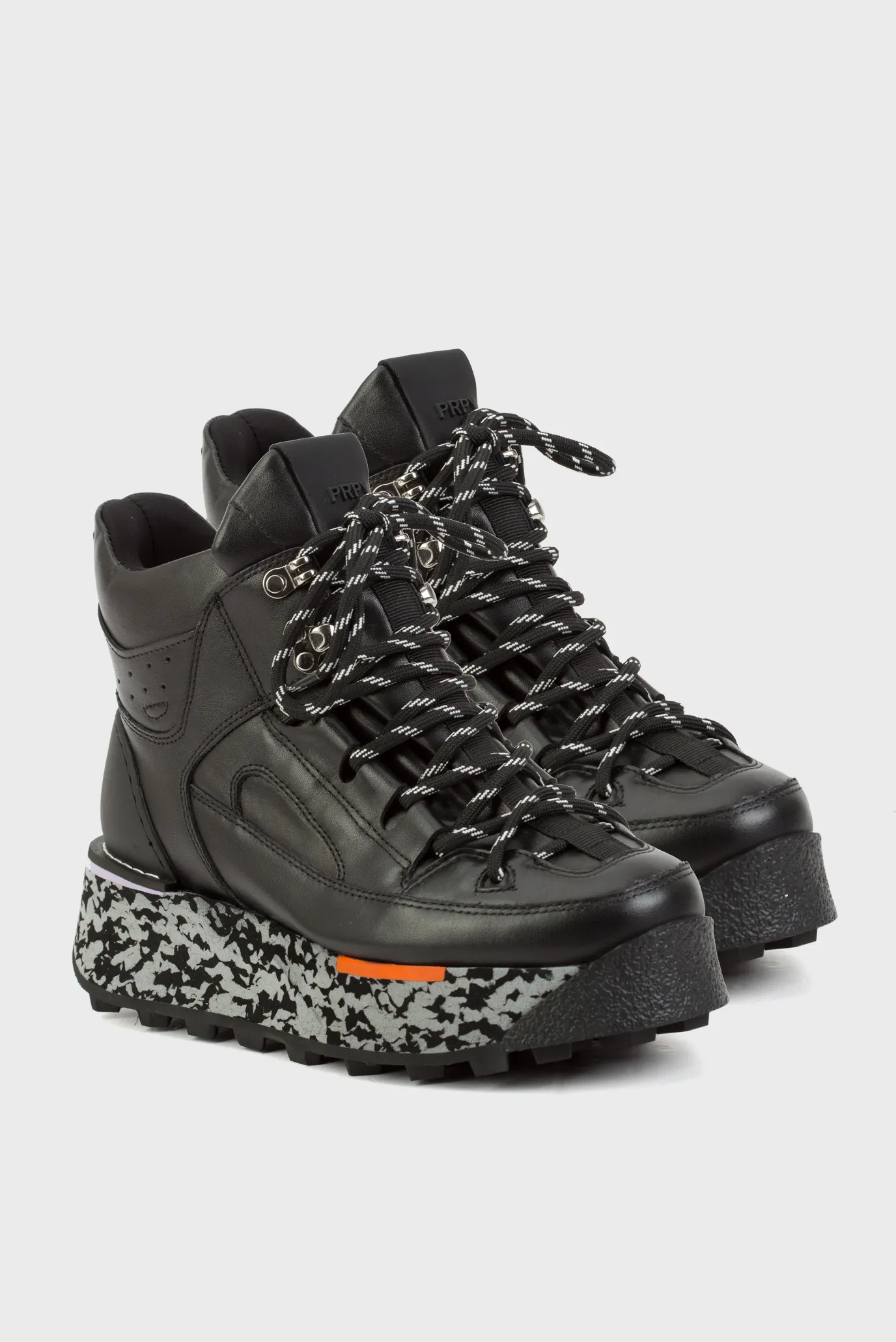 Женские черные кожаные хайтопы Venta 2