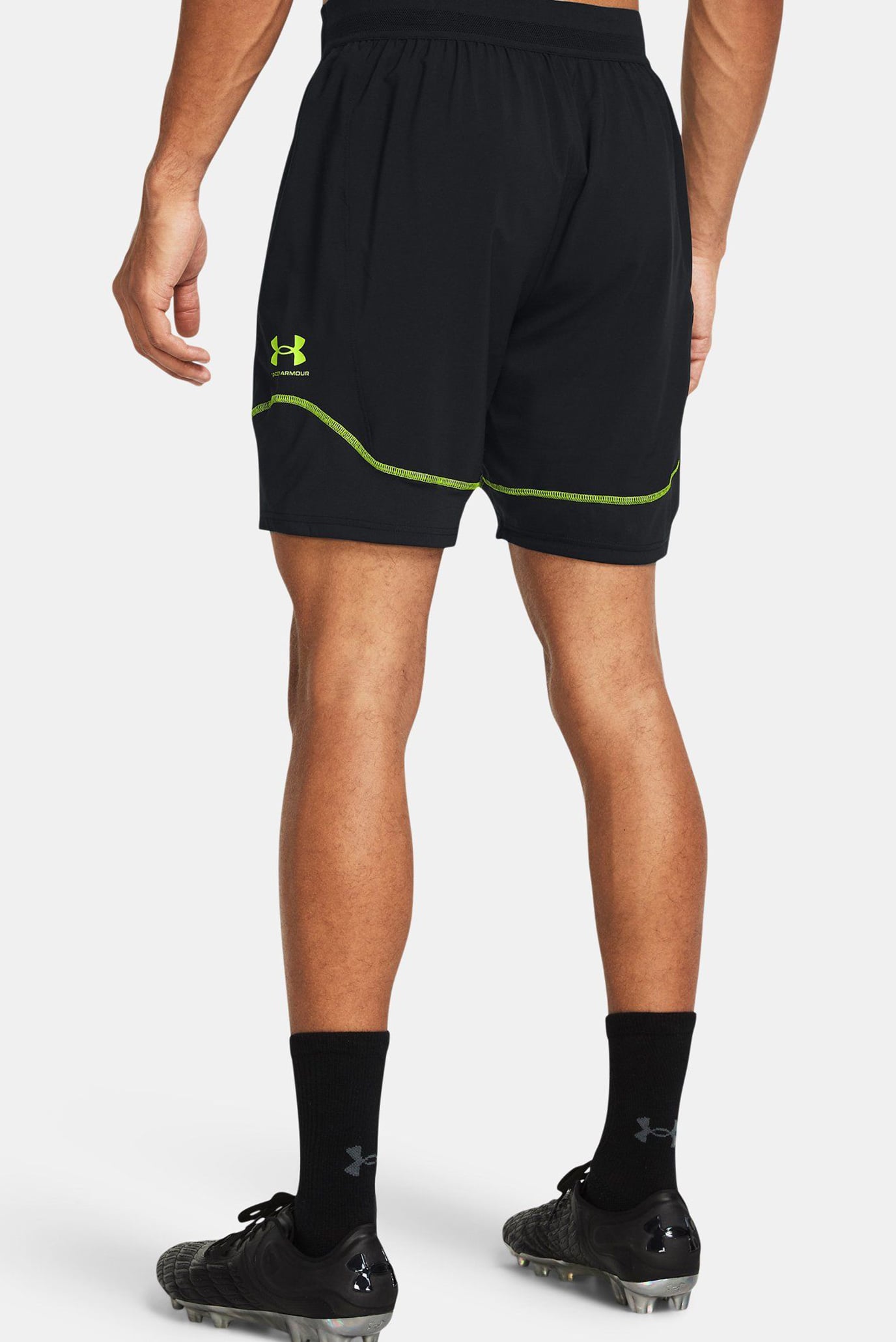 Мужские черные шорты UA M's Ch. Pro Train Short 6