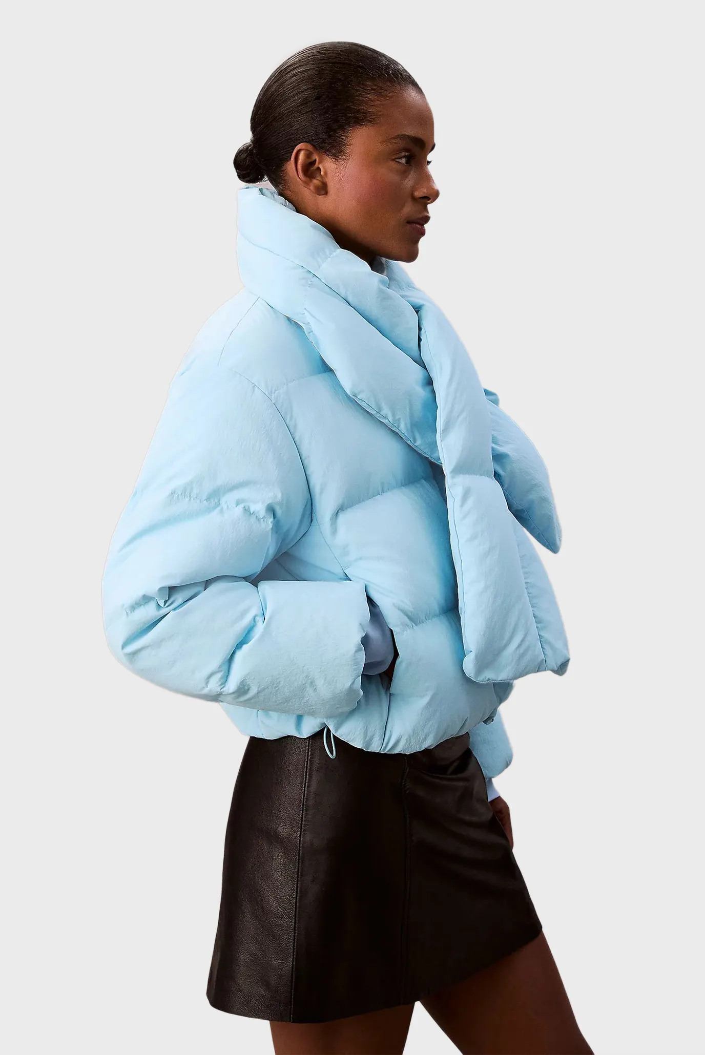 Куртка зимняя TECH CAPSULE SHORT DOWN PUFFER W 4