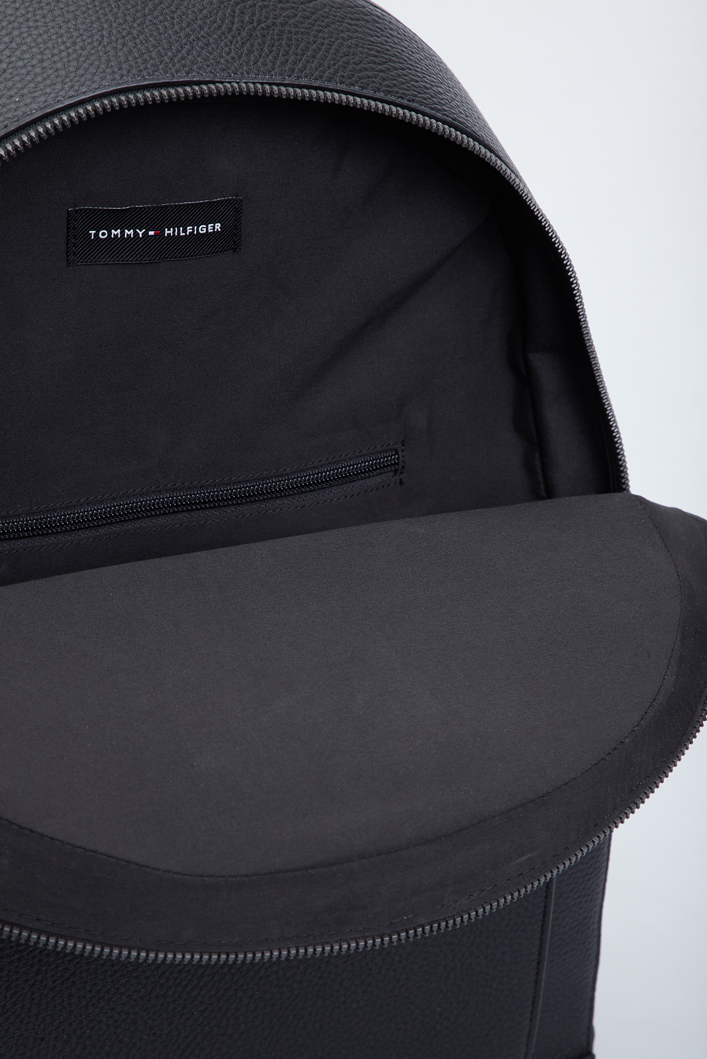 Мужской черный рюкзак TH BUSINESS BACKPACK 6