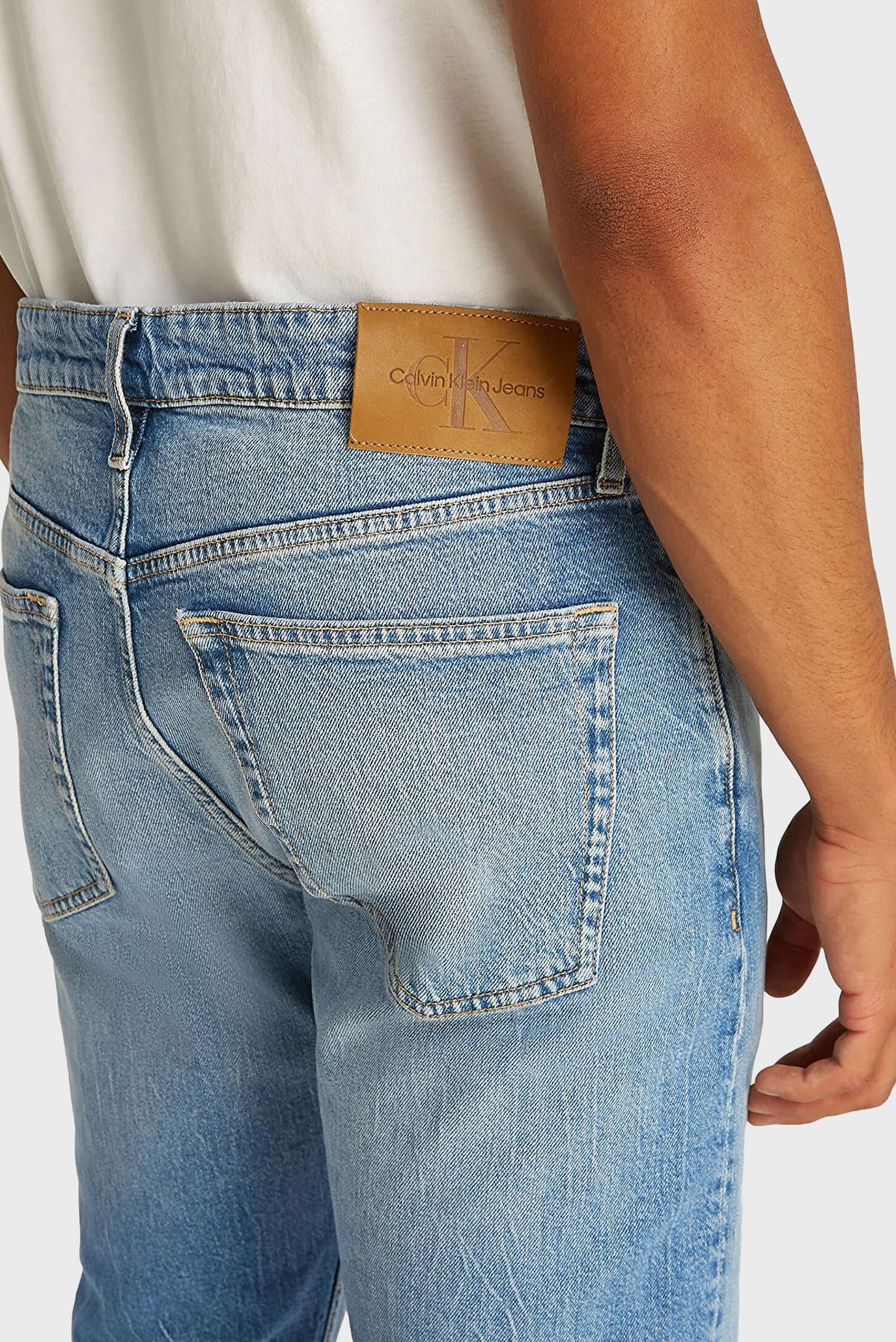 Джинсы SLIM TAPER 4