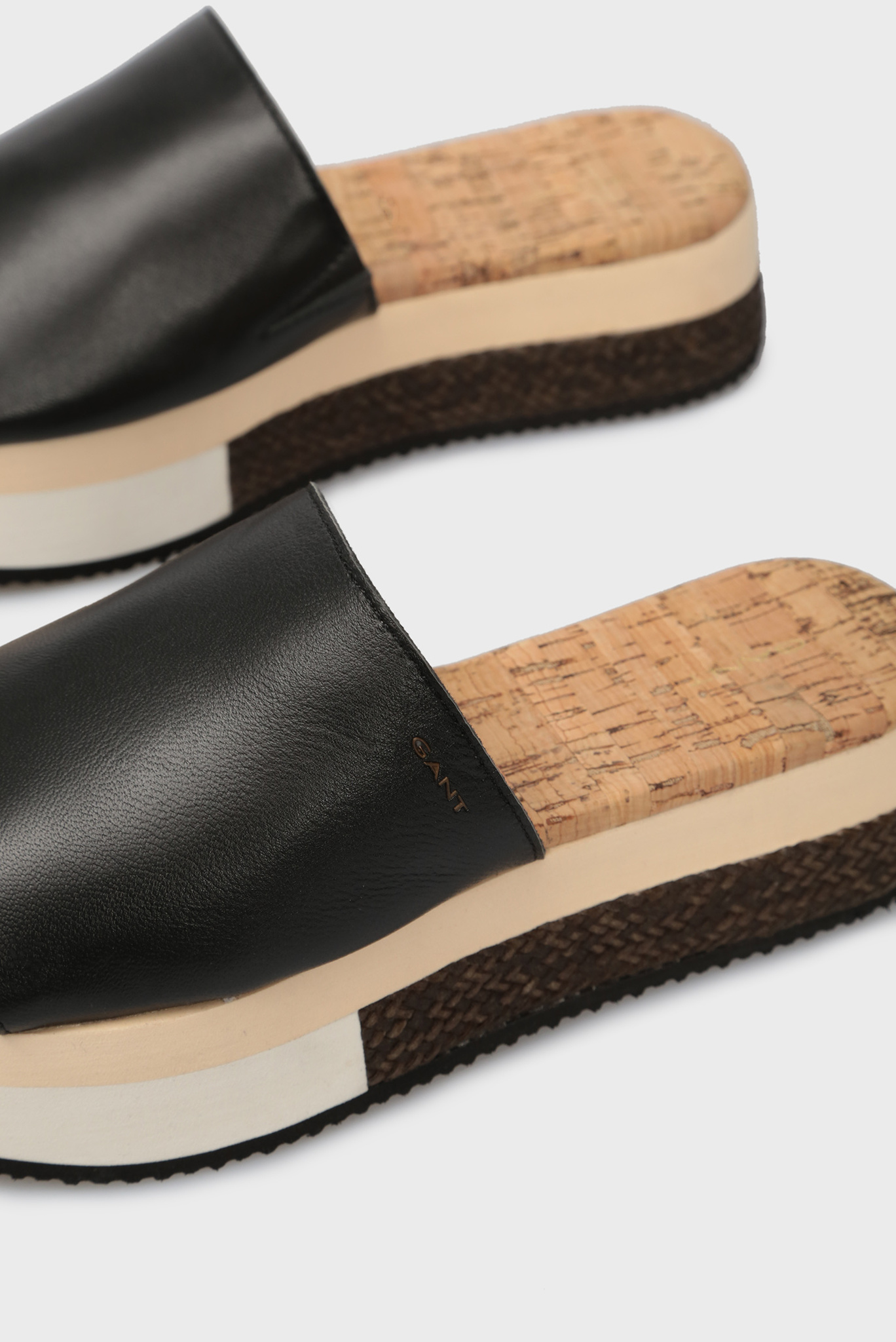 Женские черные кожаные слайдеры SANT ANA 5