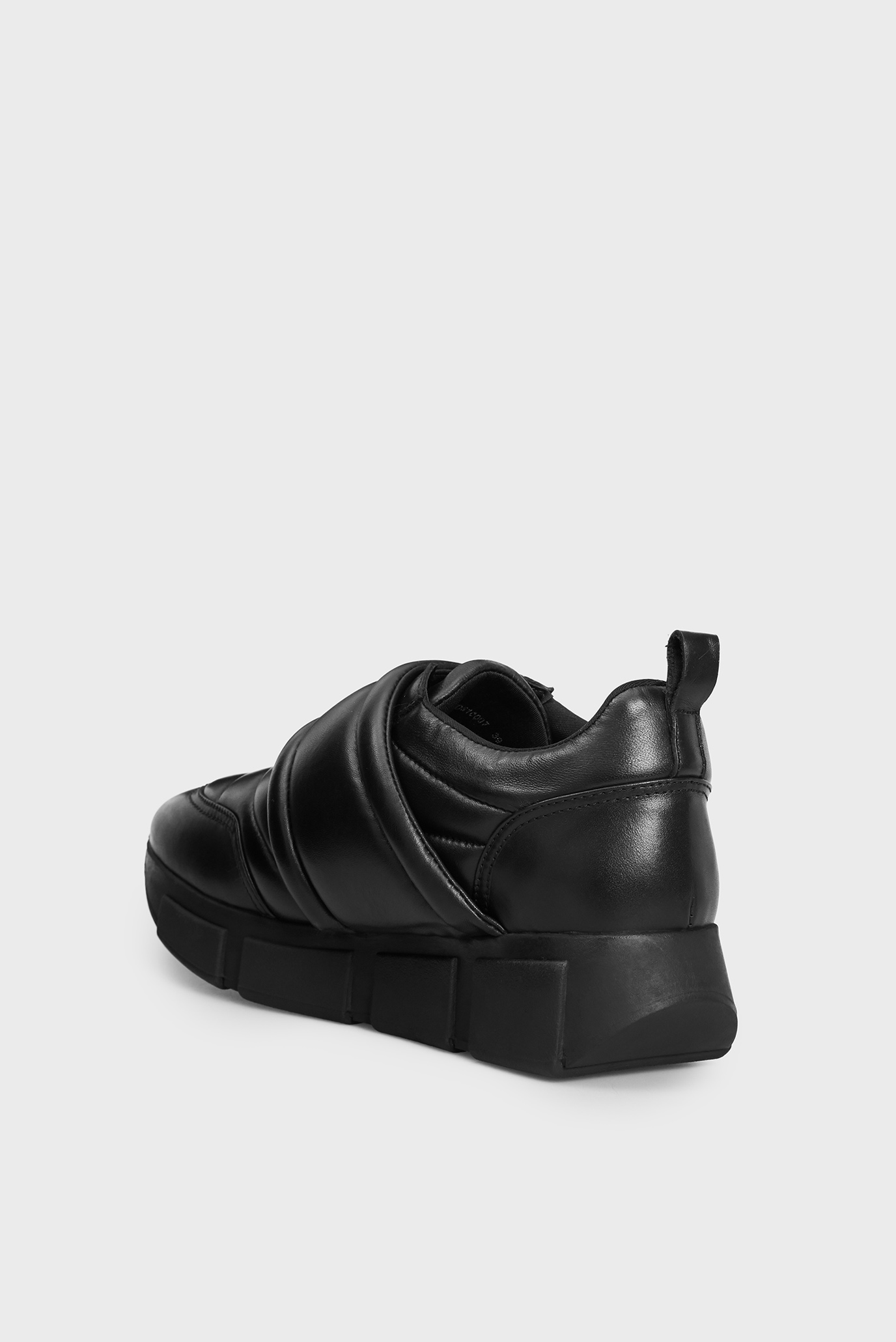 Женские черные кожаные кроссовки Carolina 10