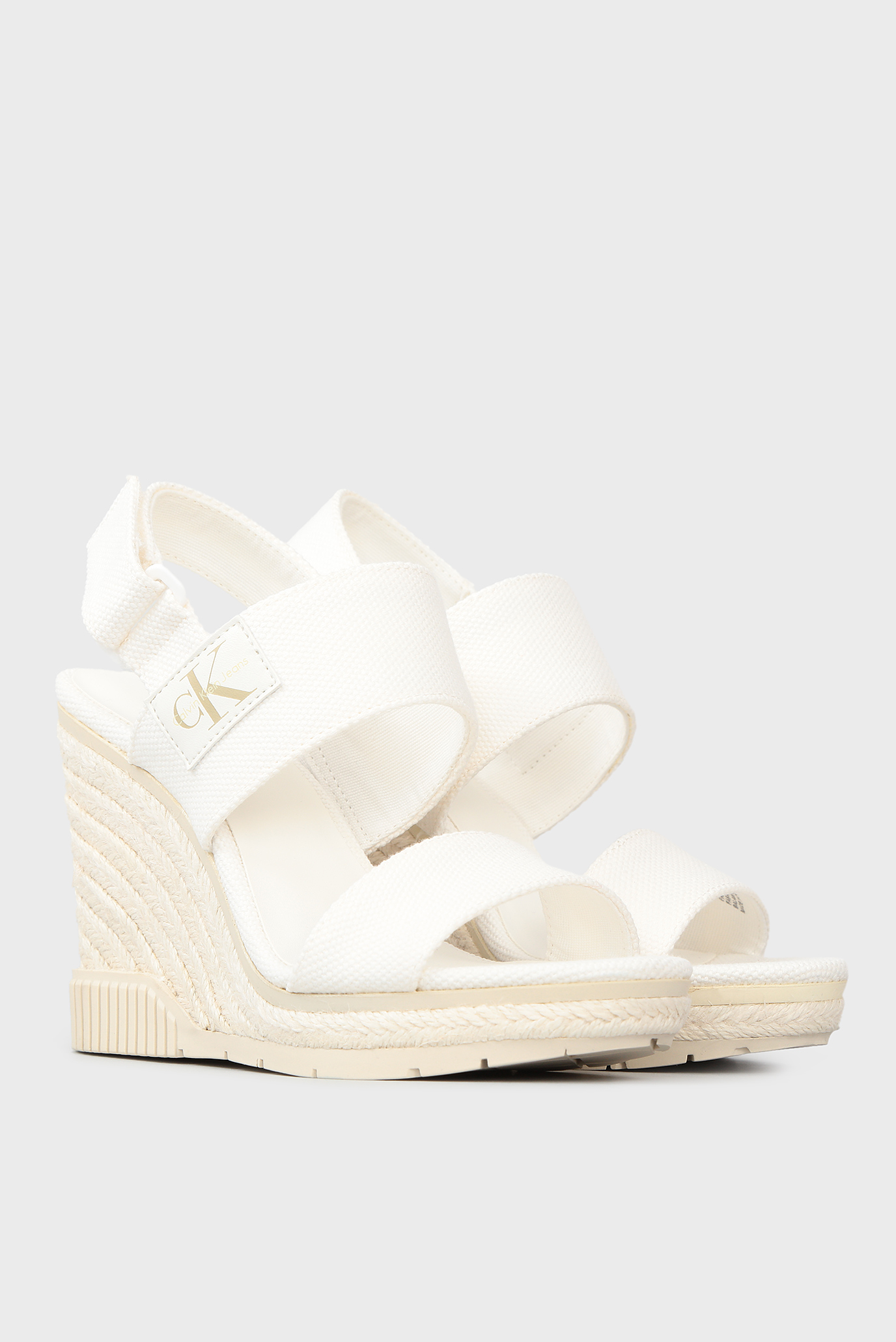 Женские белые босоножки 7