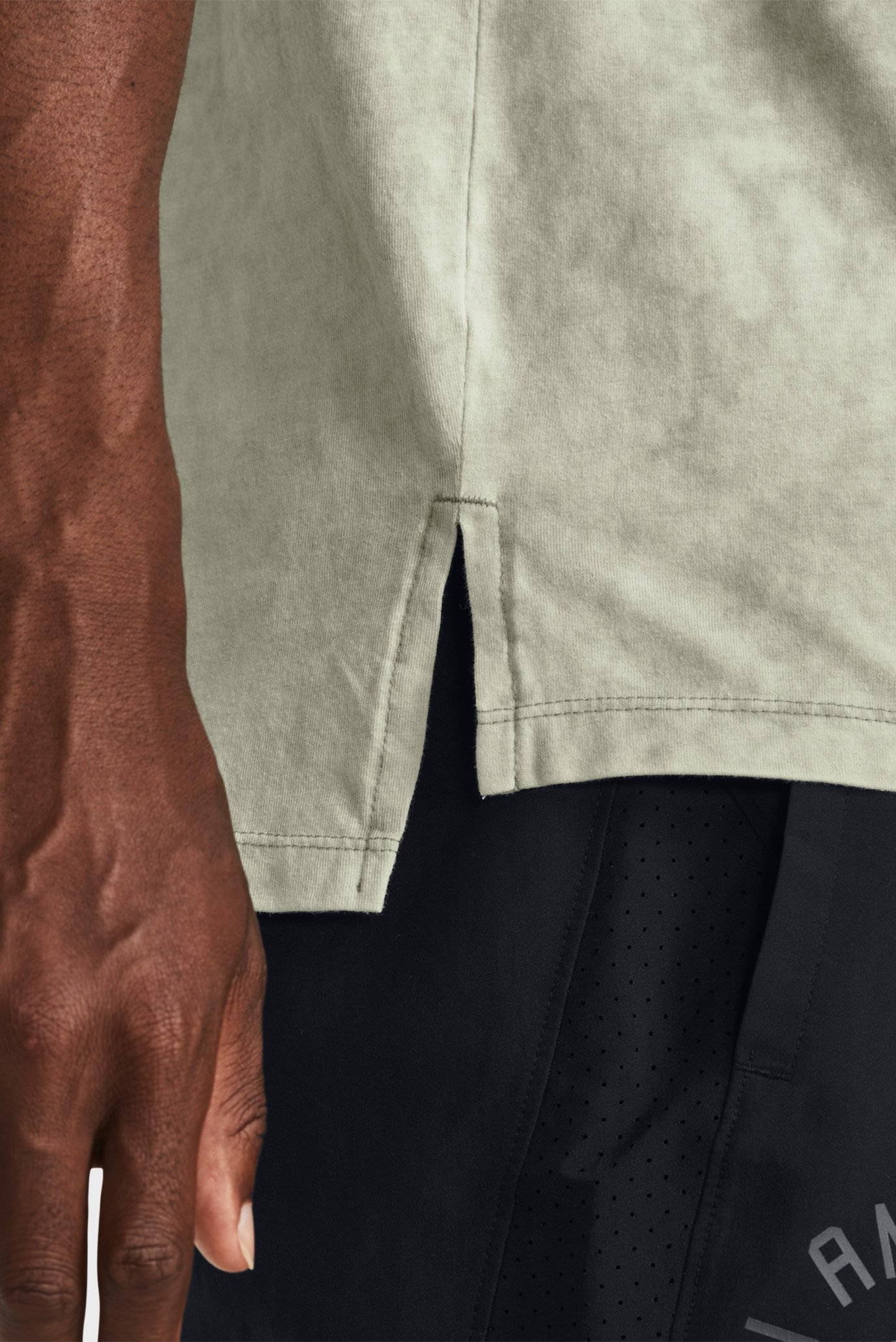 Футболка UA RUN EVERYWHERE TEEUnder Armour Футболка UA RUN EVERYWHERE TEE 4