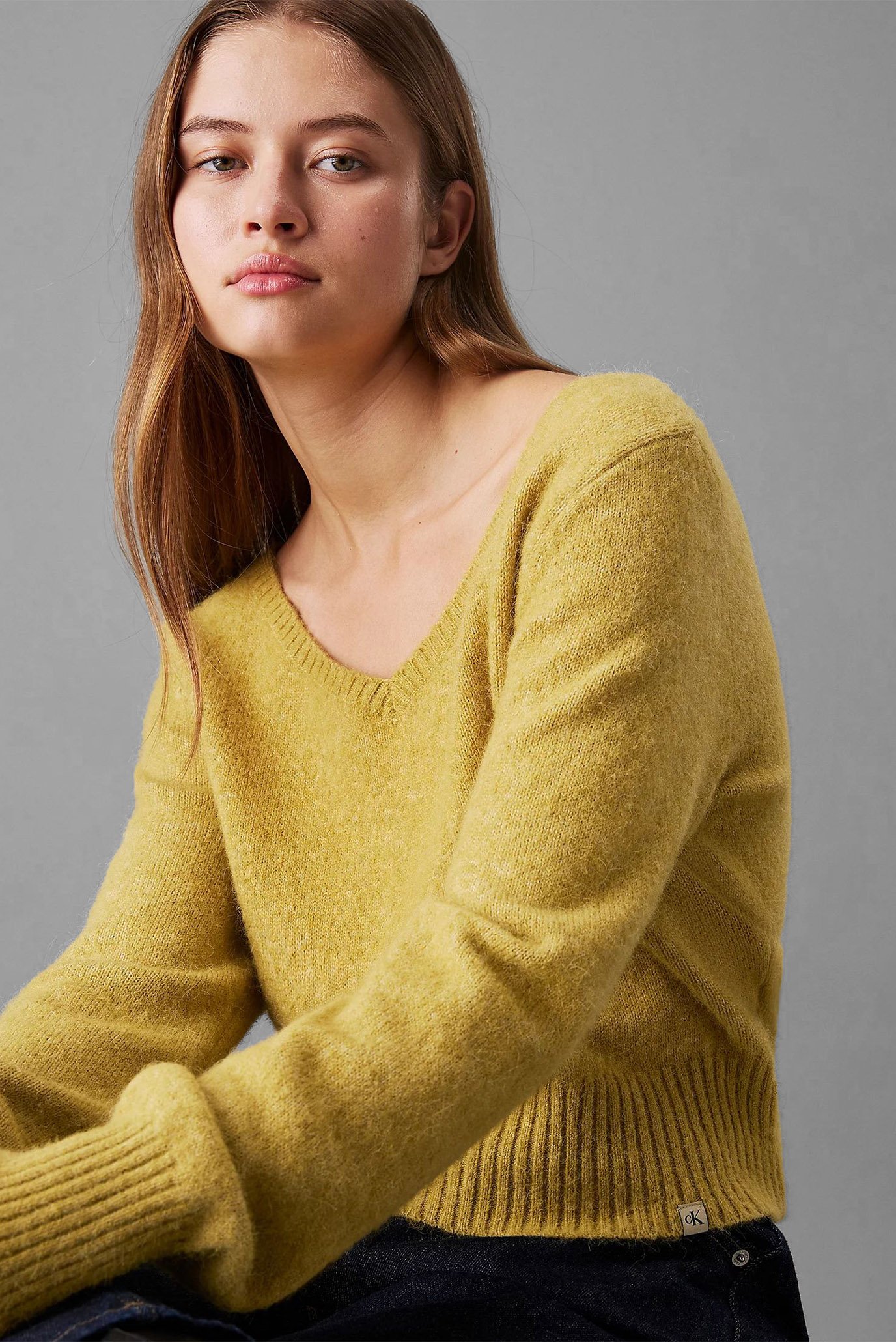 Свитер FLUFFY YARN V-NECK SWEATER 4