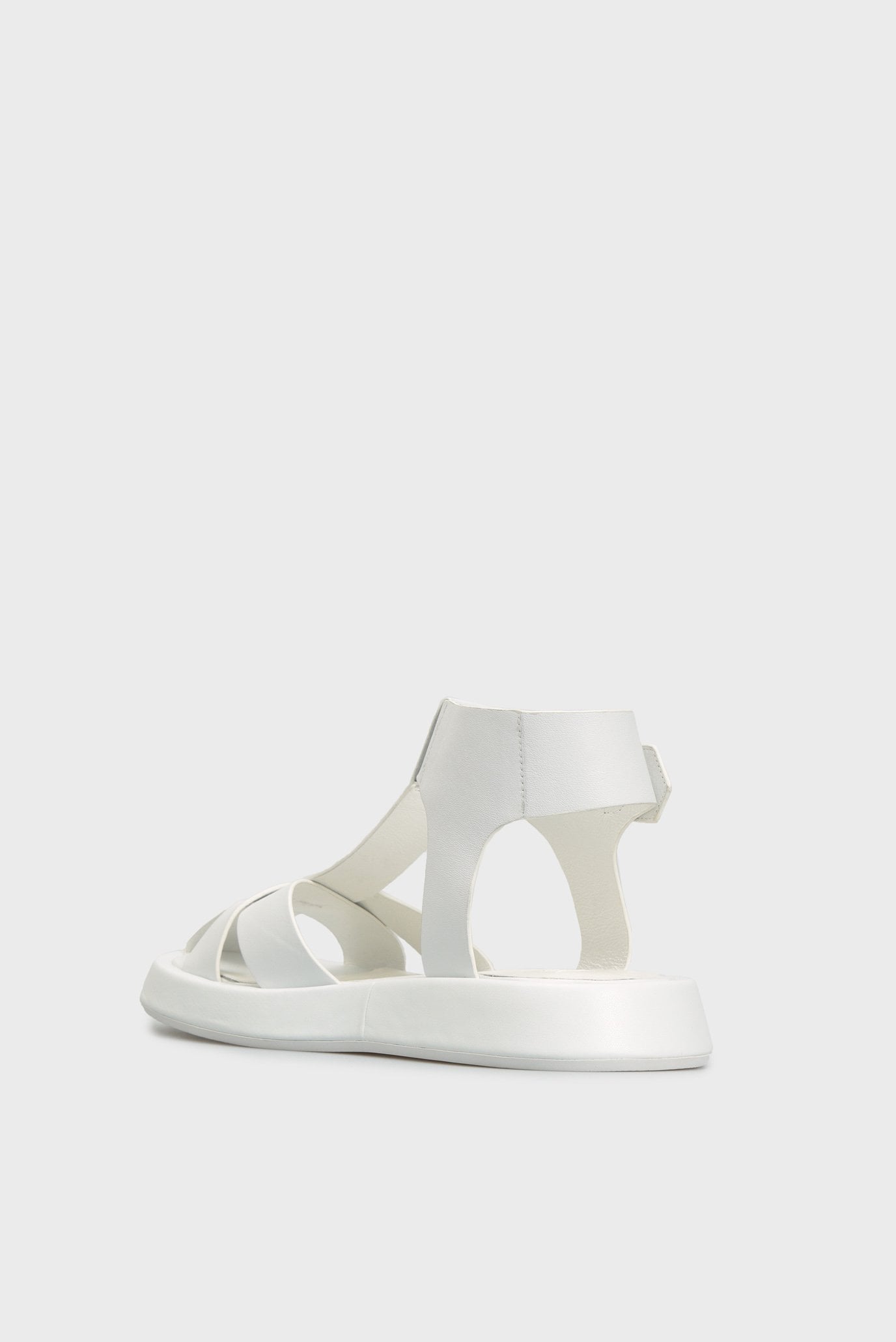 Женские белые кожаные сандалии Savelli 5