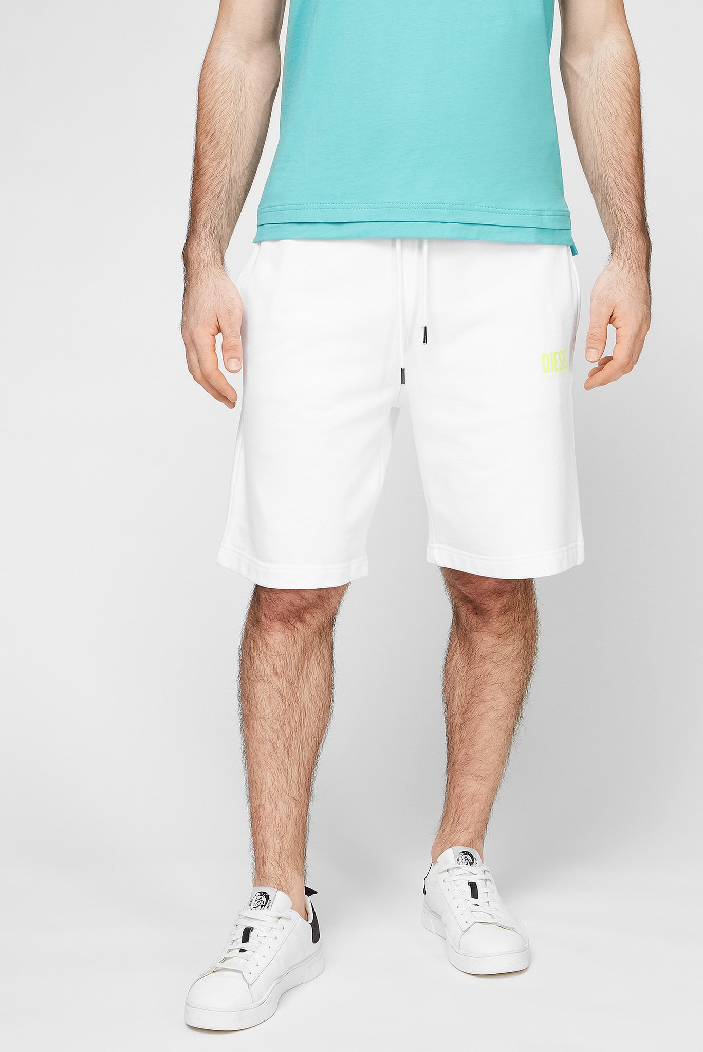 Мужские белые шорты P-CROWN LOGO SHORTS 1