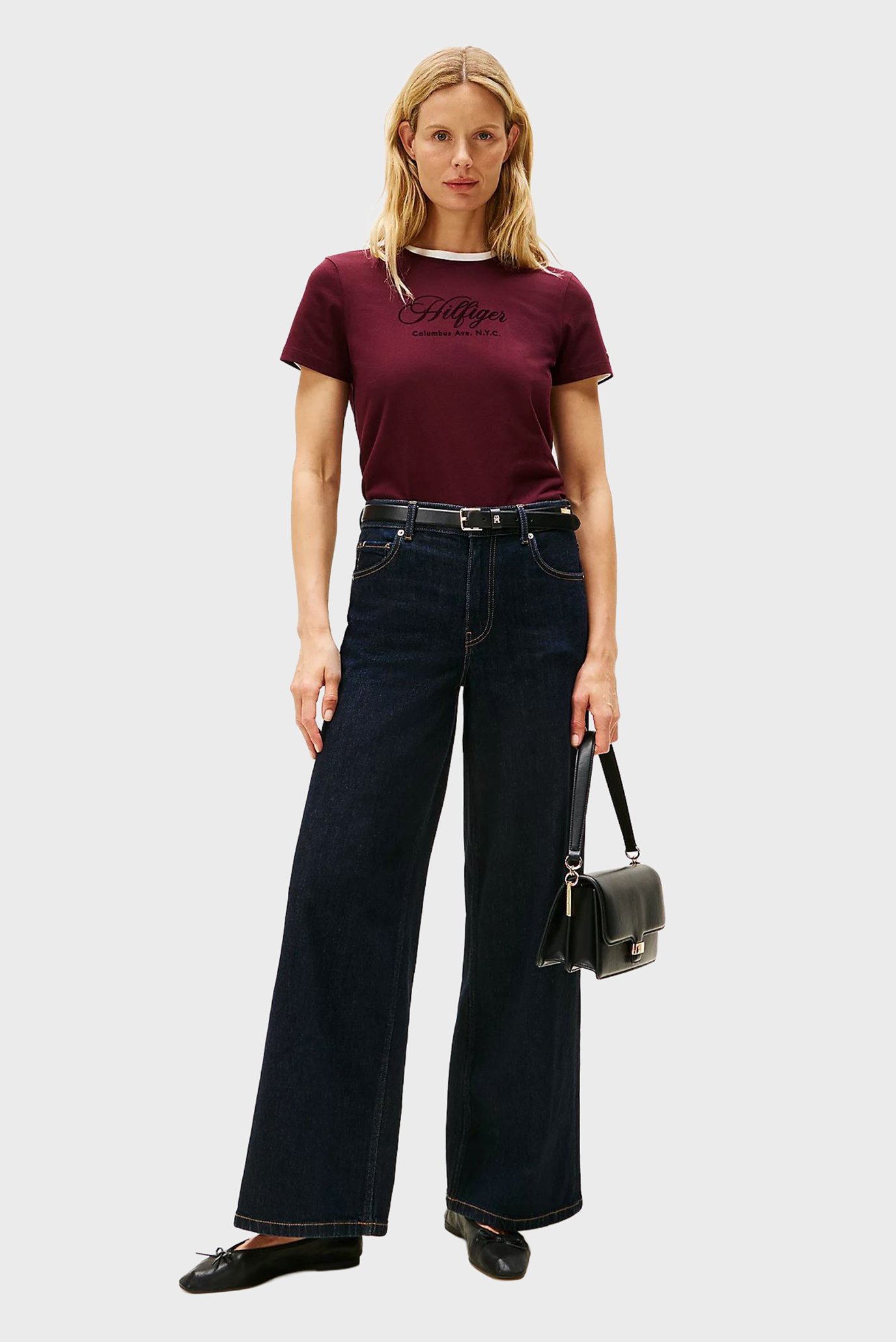 Футболка SCRIPT REG C-NK SS TEETommy Hilfiger Футболка SCRIPT REG C-NK SS TEE 2