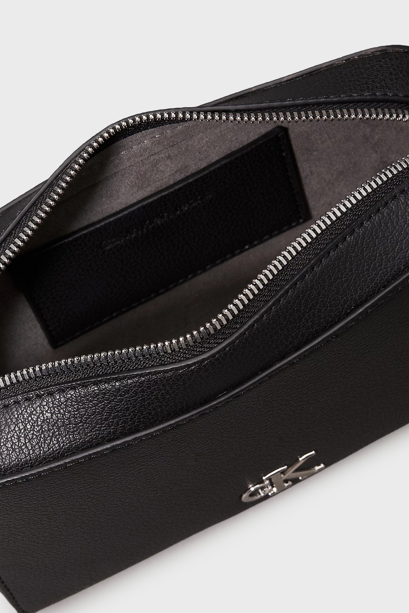 Сумка MINIMAL MONOGRAM CAMERA BAG 20 6