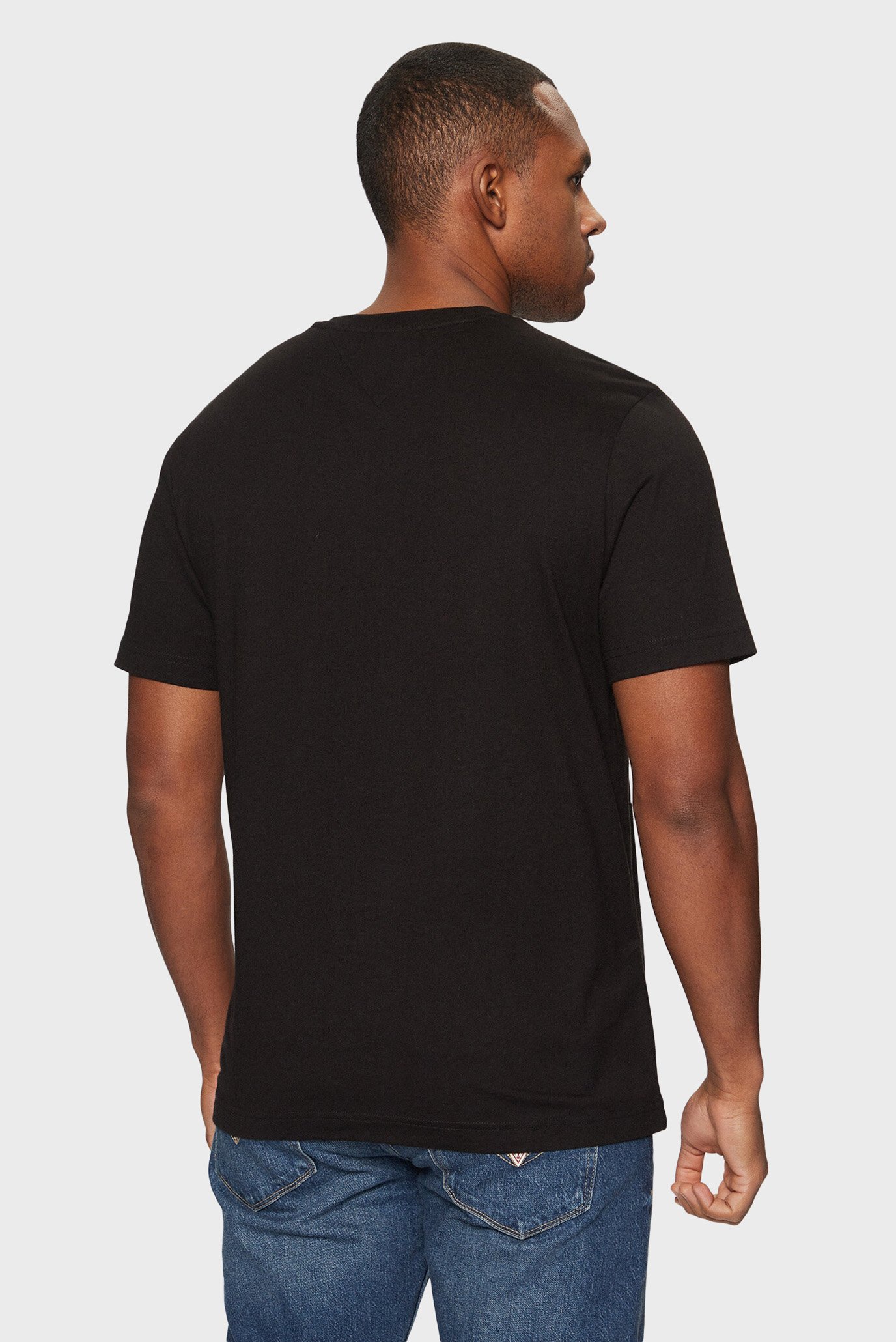 Мужская черная футболка ESSENTIAL REG FIT SOLID TEE 3
