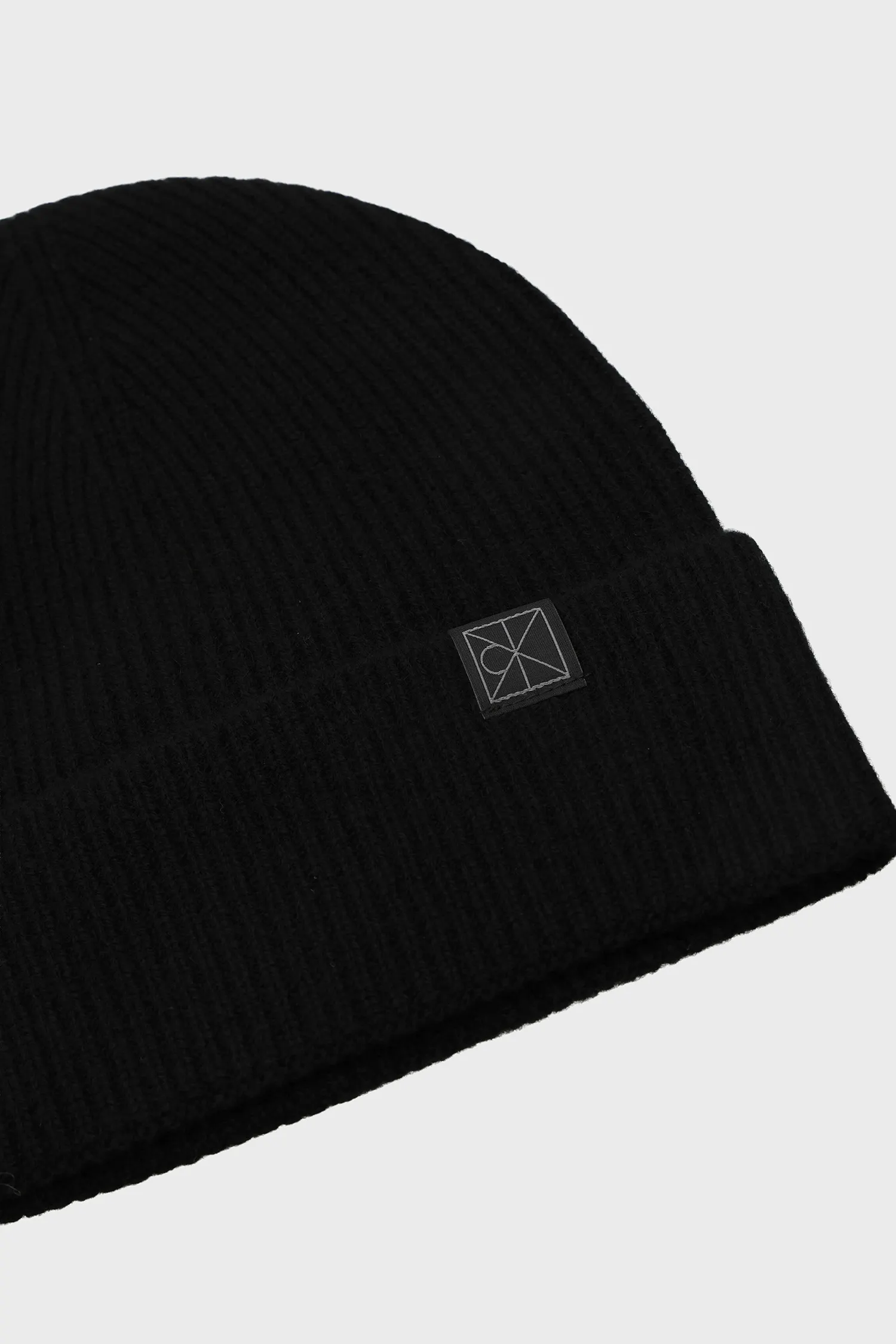 Шапка EMBLEM CASHMERE BEANIE 4