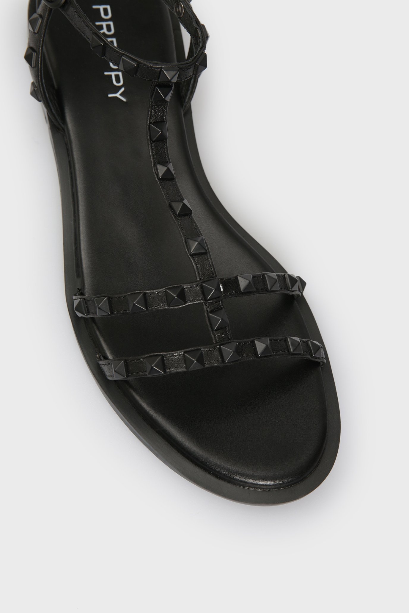 Женские черные кожаные сандалии 11