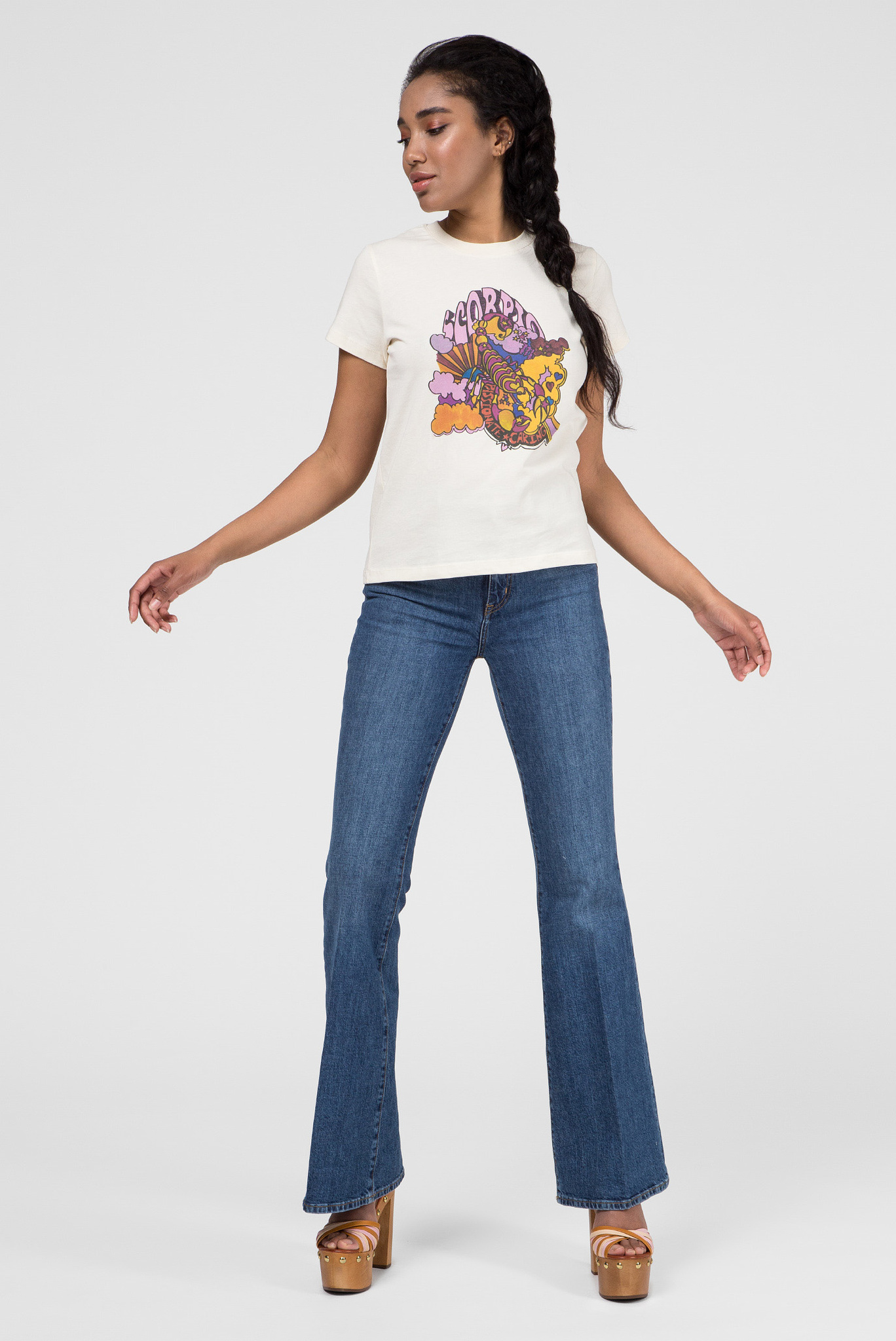 Женская бежевая футболка ZENDAYA ZODIAC SCORPIO 5