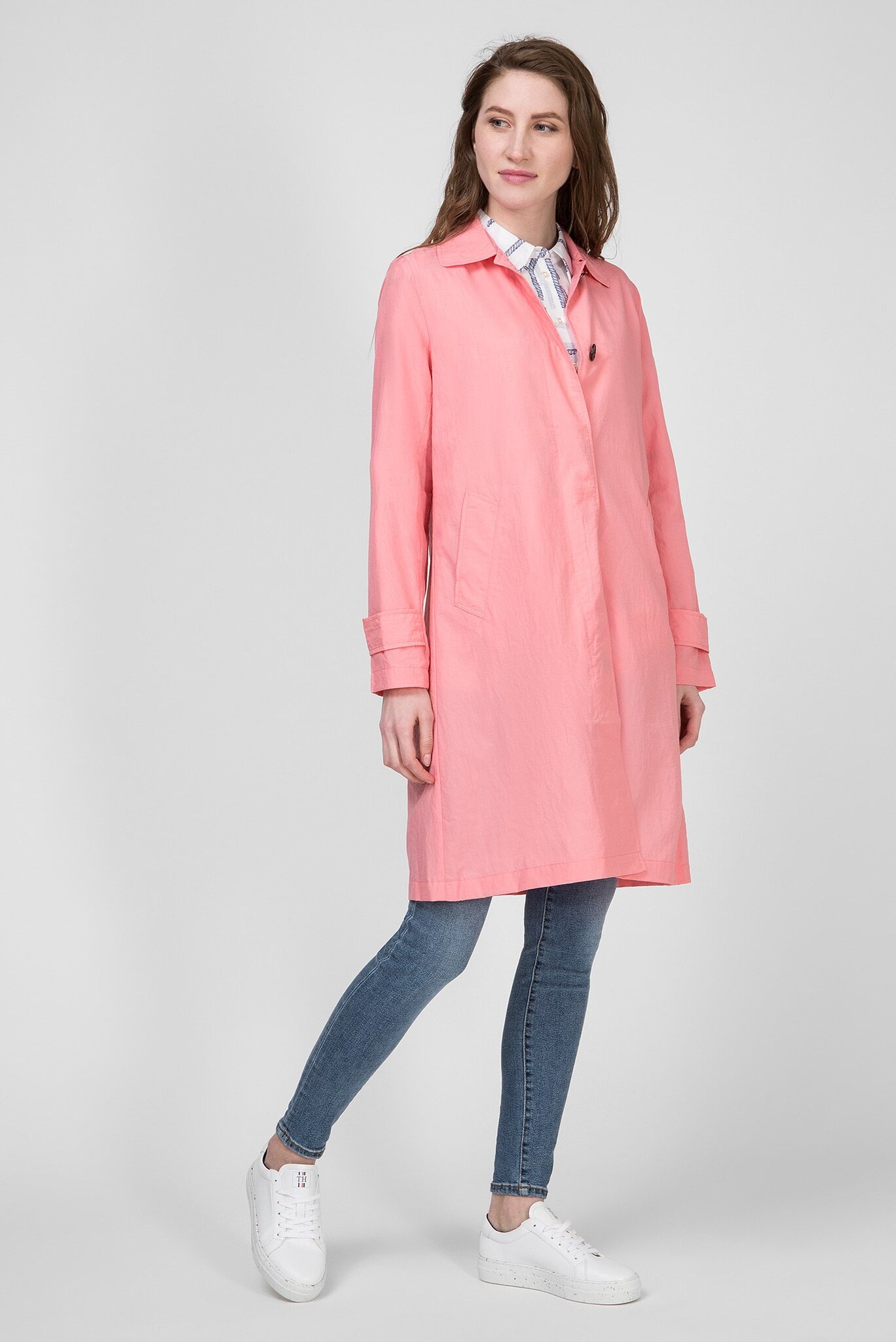 Женский розовый плащ CLAUDIA PACKABLE CRINKLE MAC 2