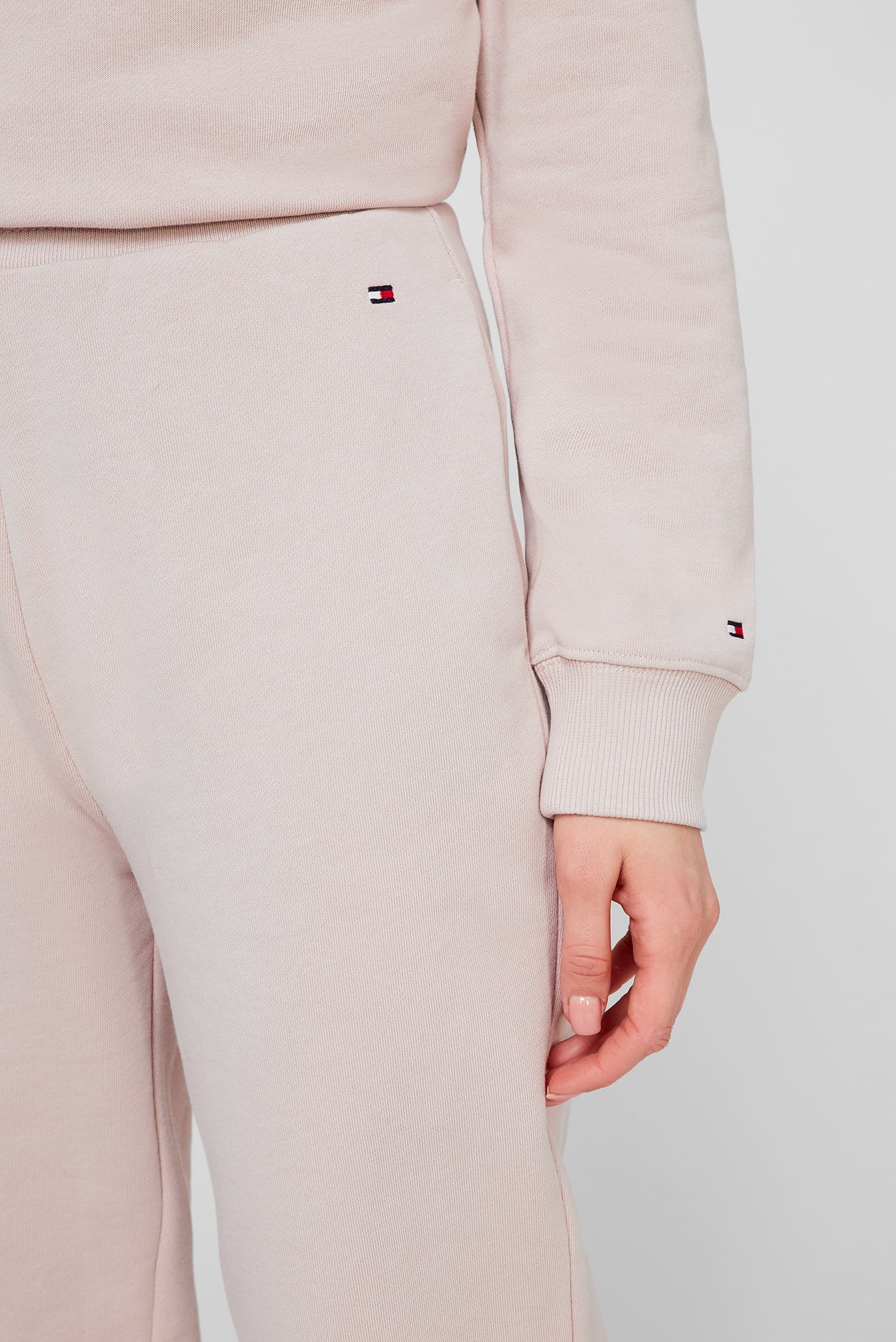 Женские пудровые спортивные брюки RELAXED 10