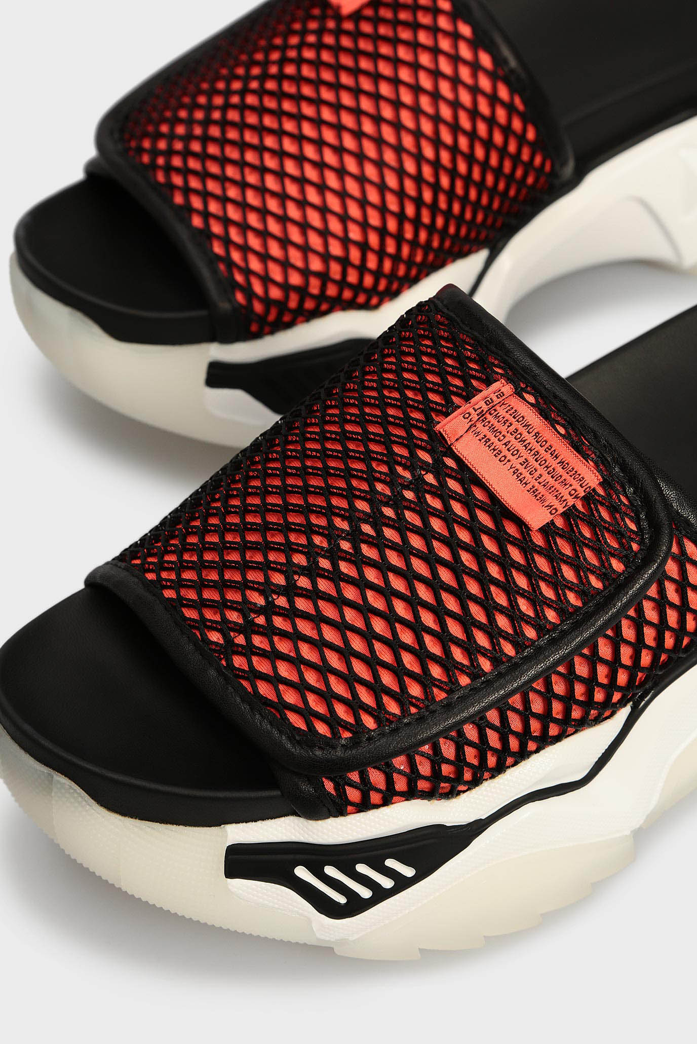 Женские черные слайдеры 12