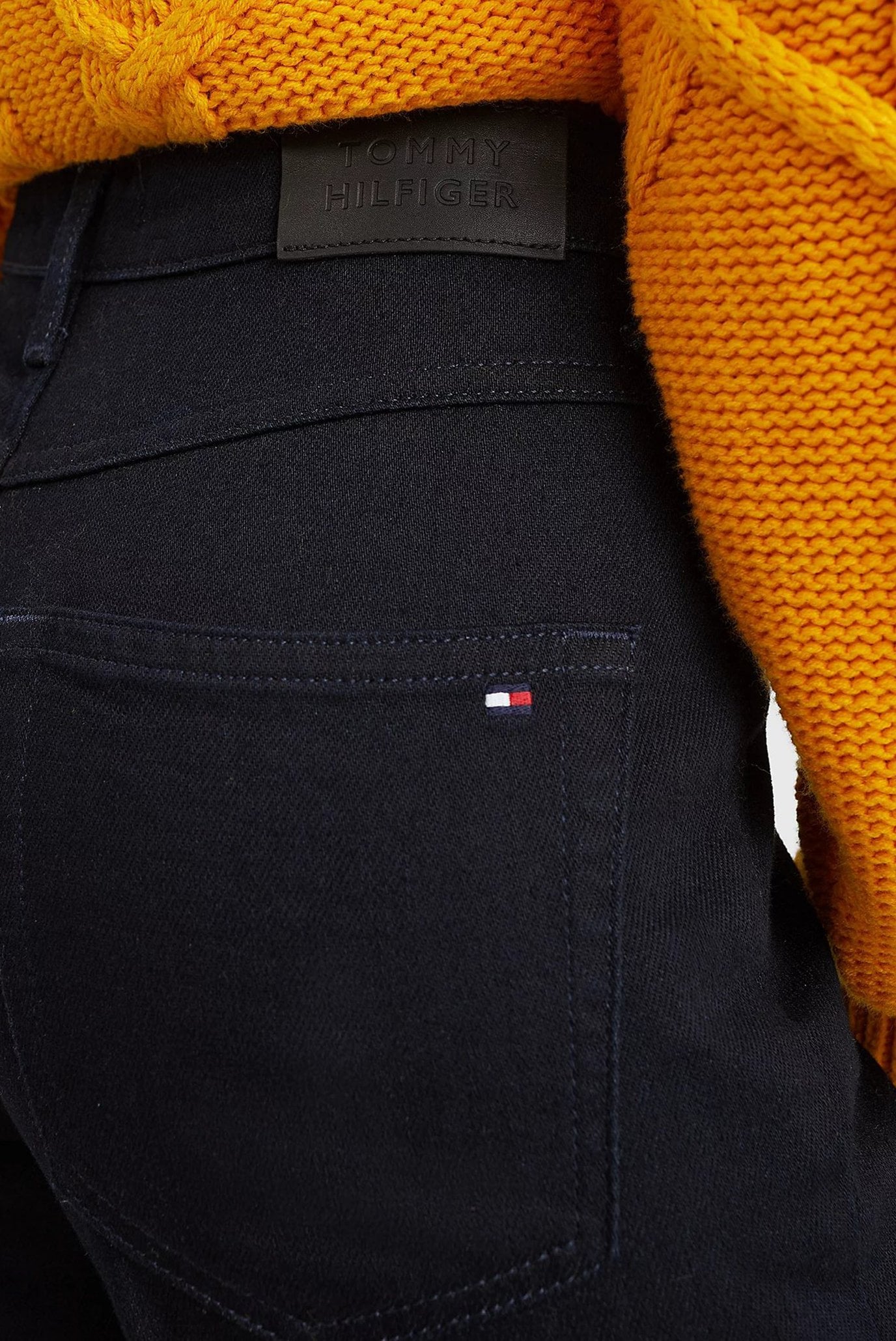 Женские черные джинсы NEW CLASSIC STRAIGHT HW TAO 4