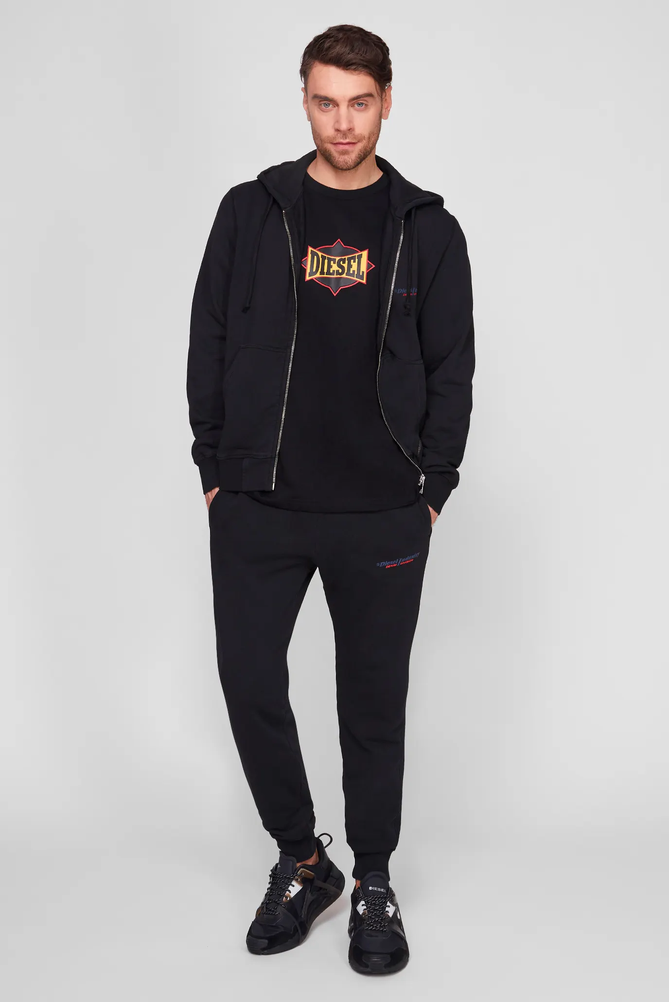 Черное худи S-GINN-HOOD-ZIP-IND 7