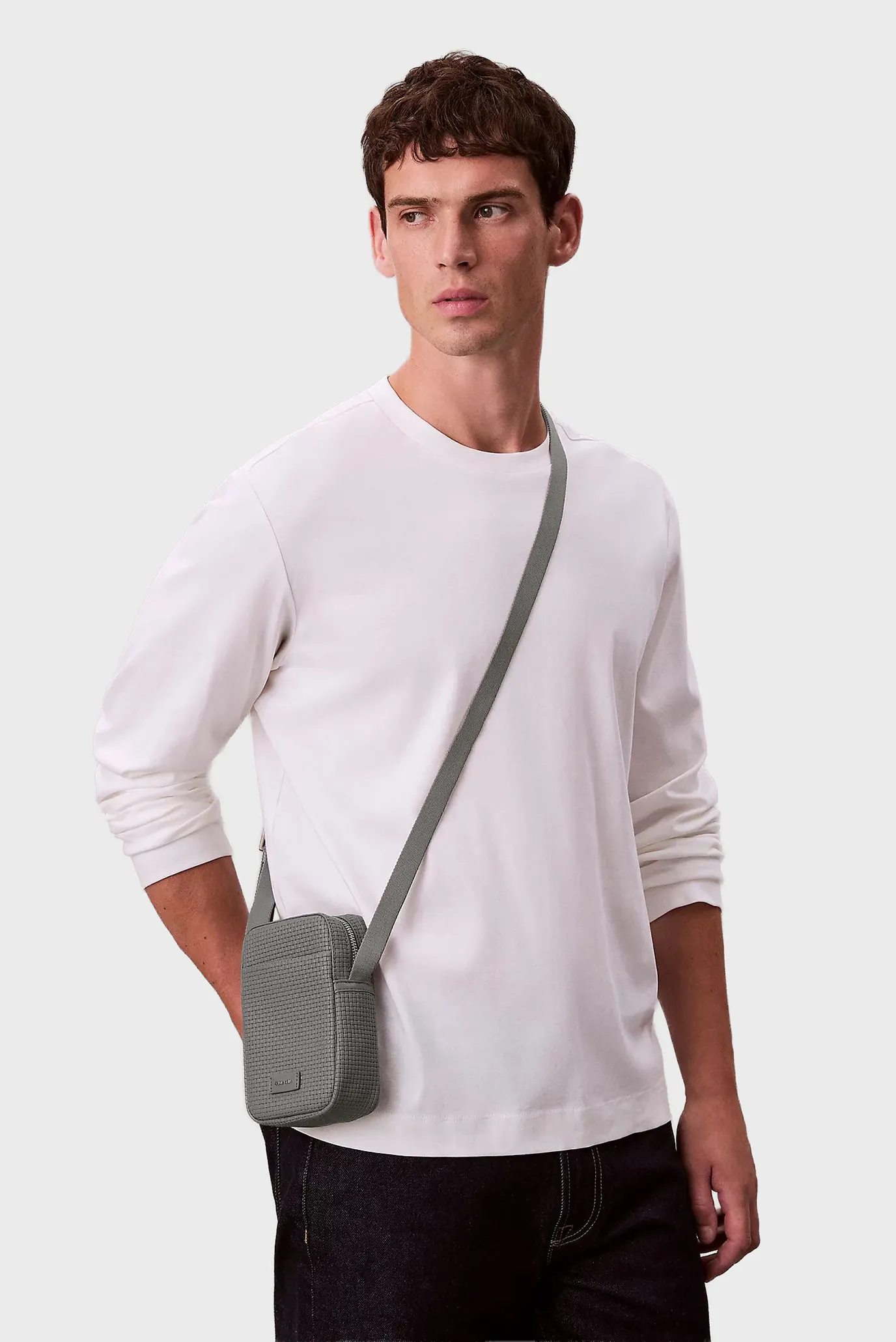 Сумка EMBOSSED WOVEN SLIM REPORTER 2