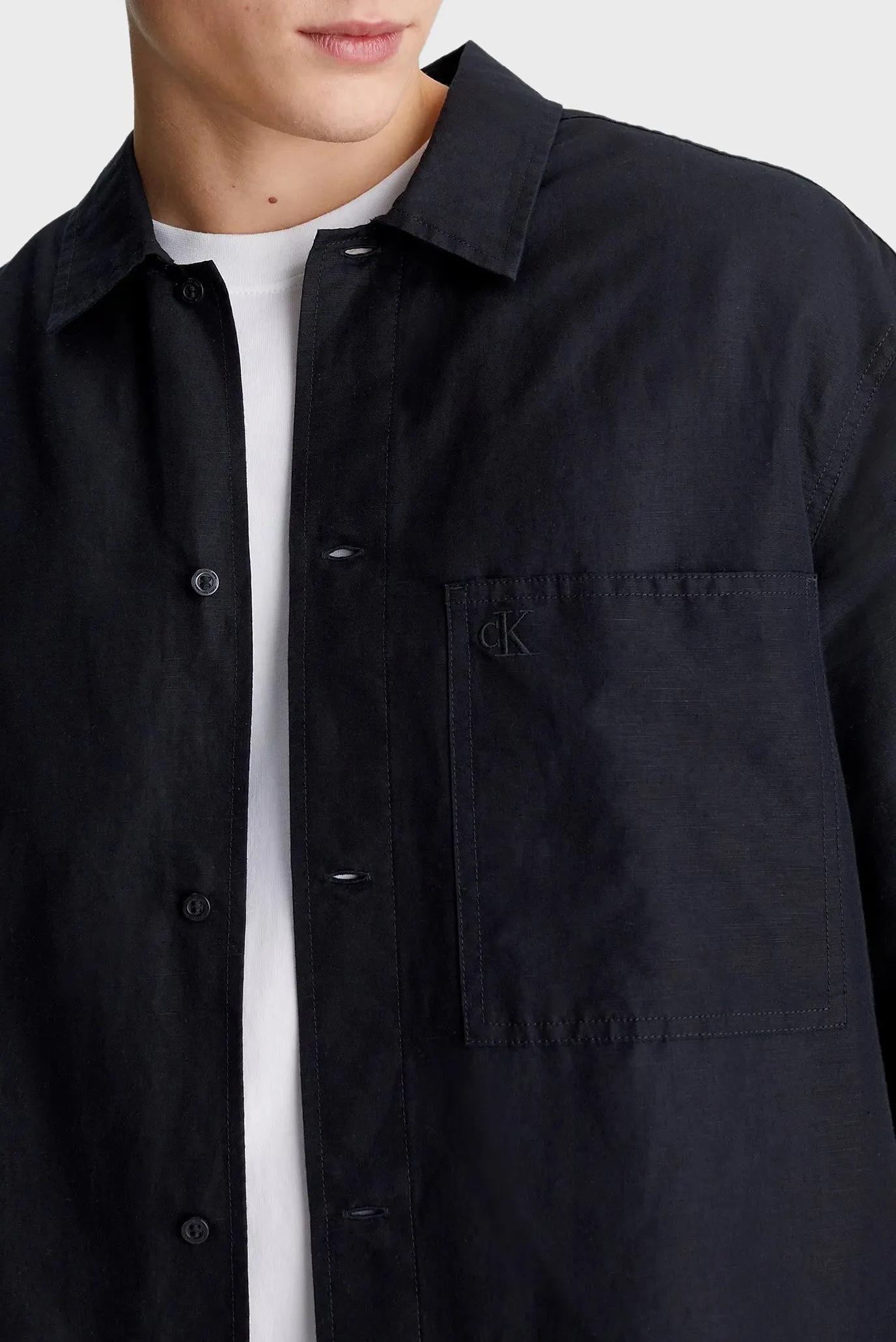 Мужская черная льняная рубашка 4