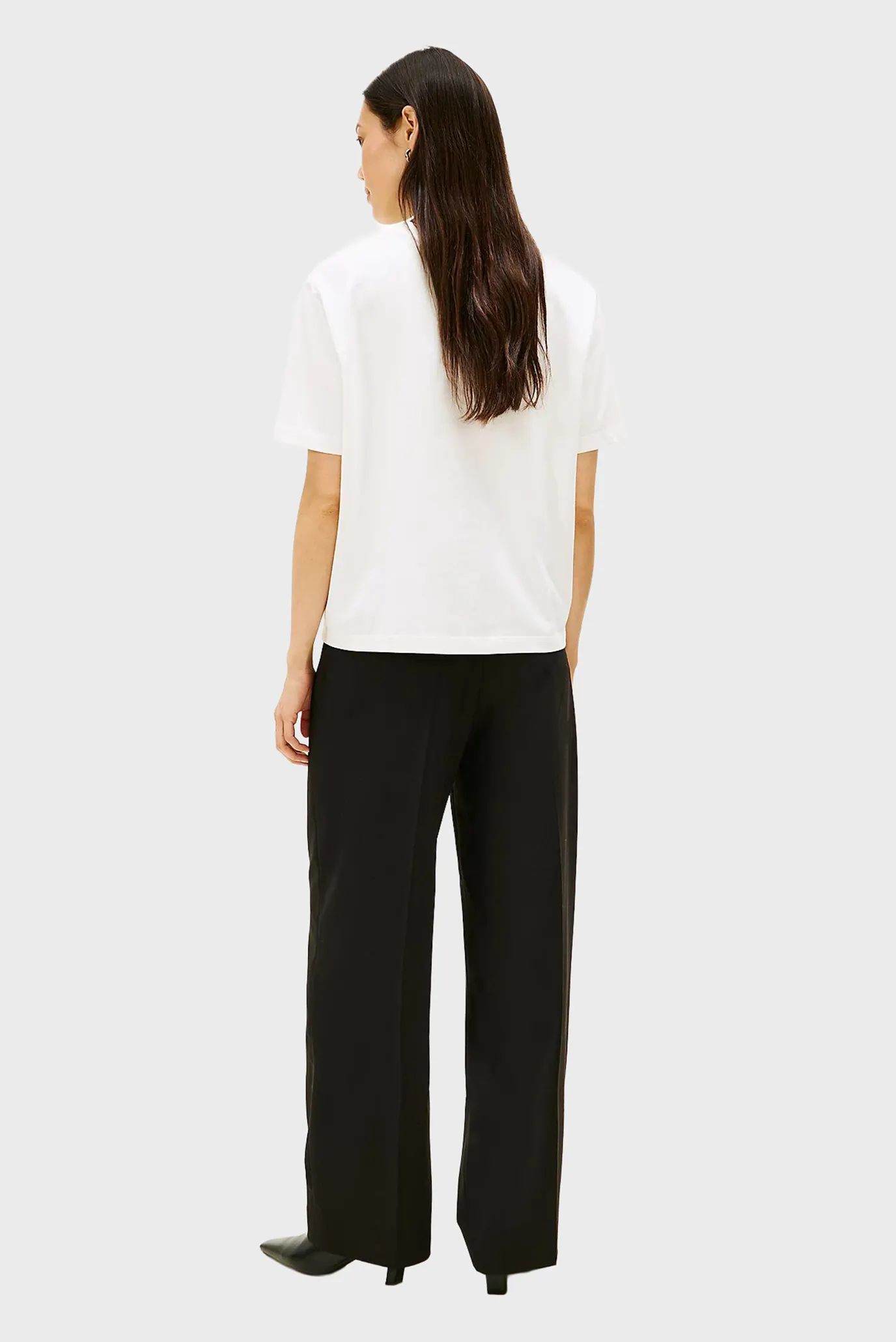 Футболка VARSITY CREST RLX SS TEE 3